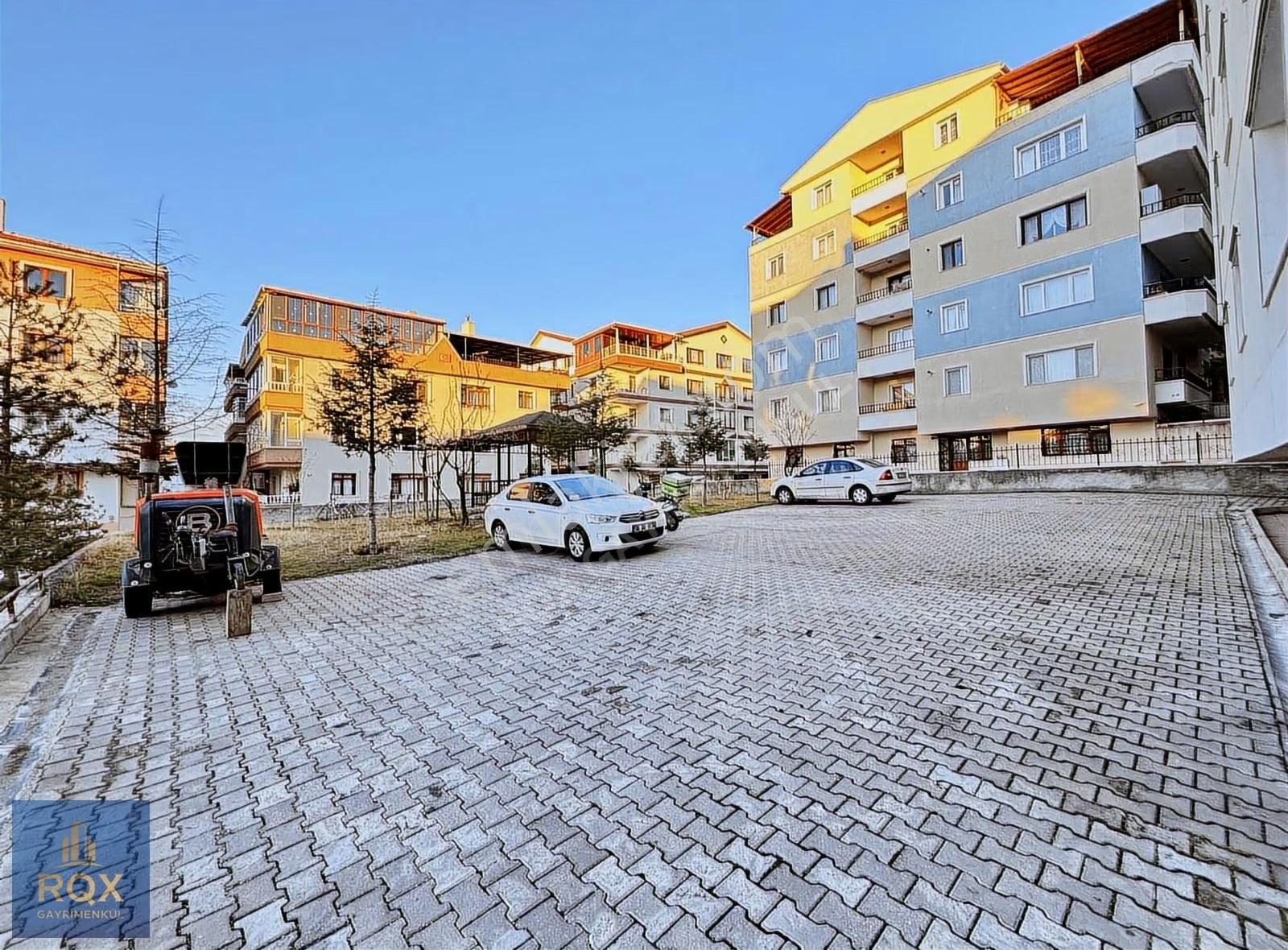 Topçu Mahallesi Ön Cephe Muhteşem Manzaralı Masrafsız 3+1 Daire - Görsel 18