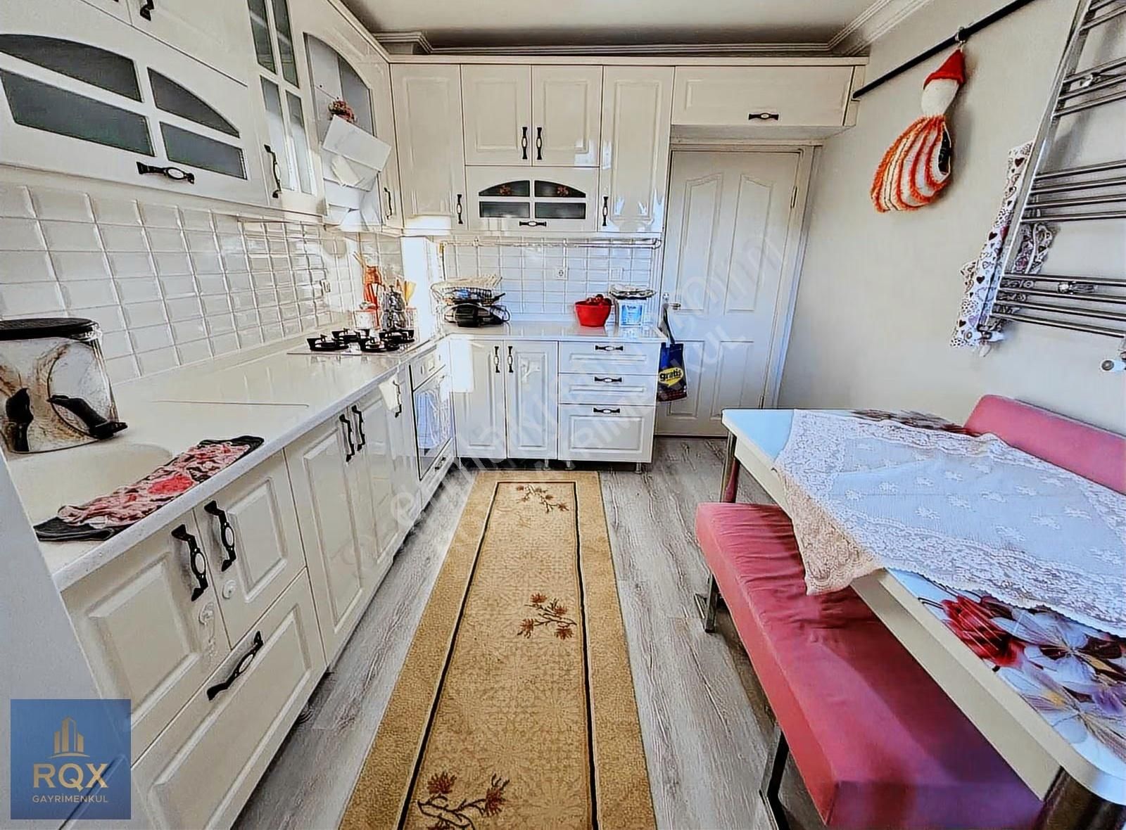 Topçu Mahallesi Ön Cephe Muhteşem Manzaralı Masrafsız 3+1 Daire - Görsel 4