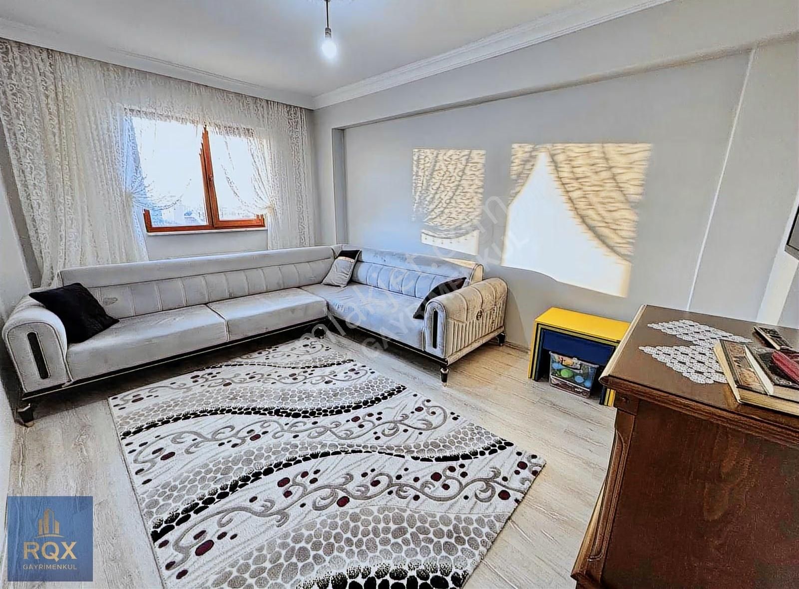 Topçu Mahallesi Ön Cephe Muhteşem Manzaralı Masrafsız 3+1 Daire - Görsel 2