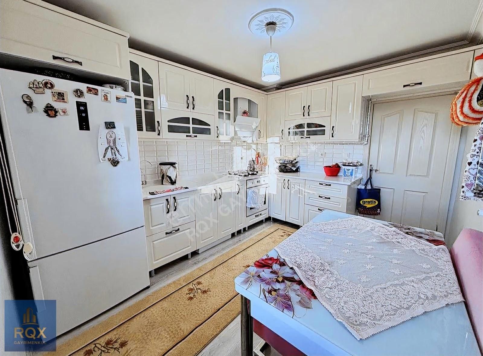 Topçu Mahallesi Ön Cephe Muhteşem Manzaralı Masrafsız 3+1 Daire - Görsel 14