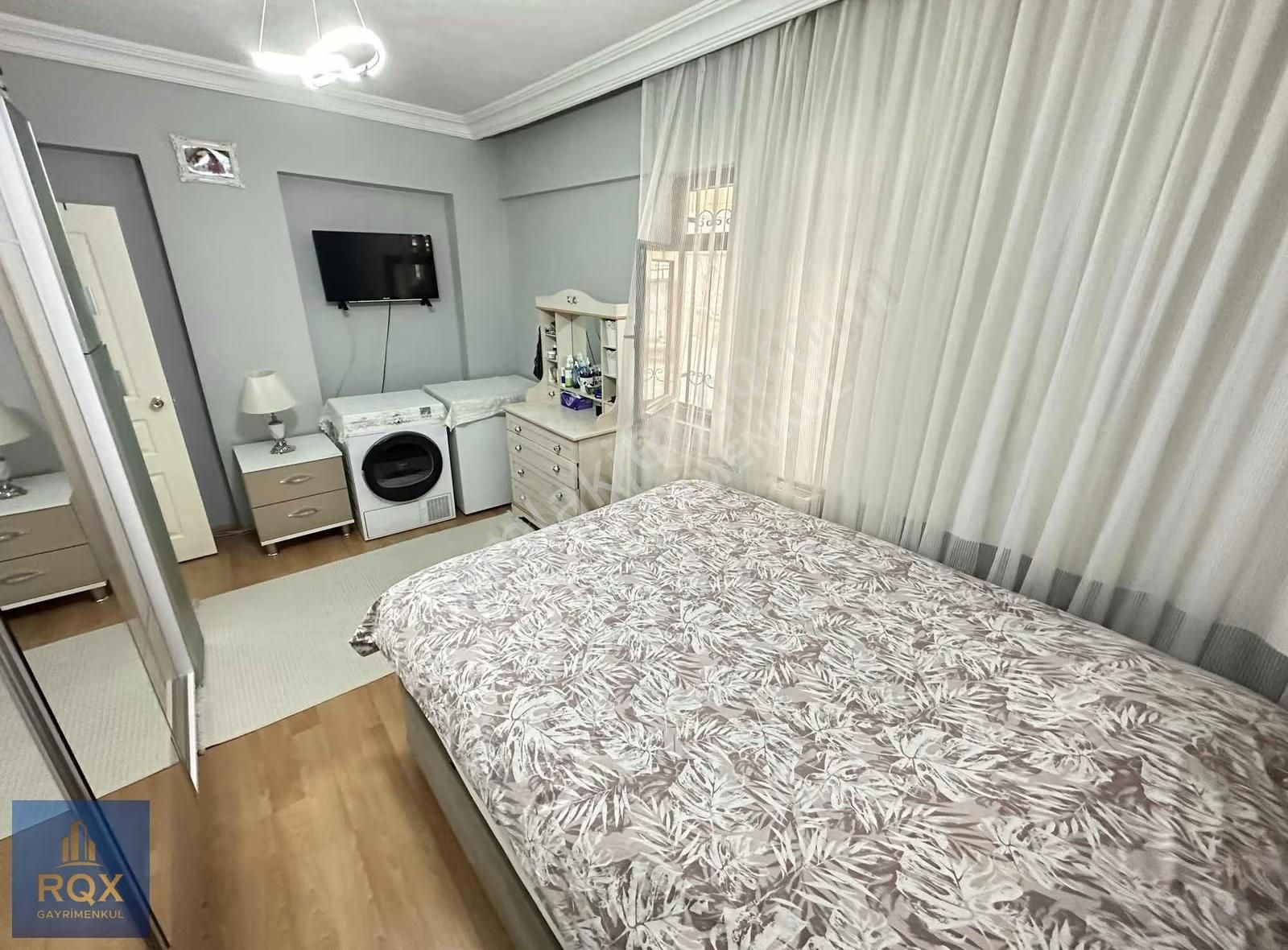 Piyade Mahallesinde Cepheleri Açık Masrafsız 3+1 Fırsat Daire - Görsel 17