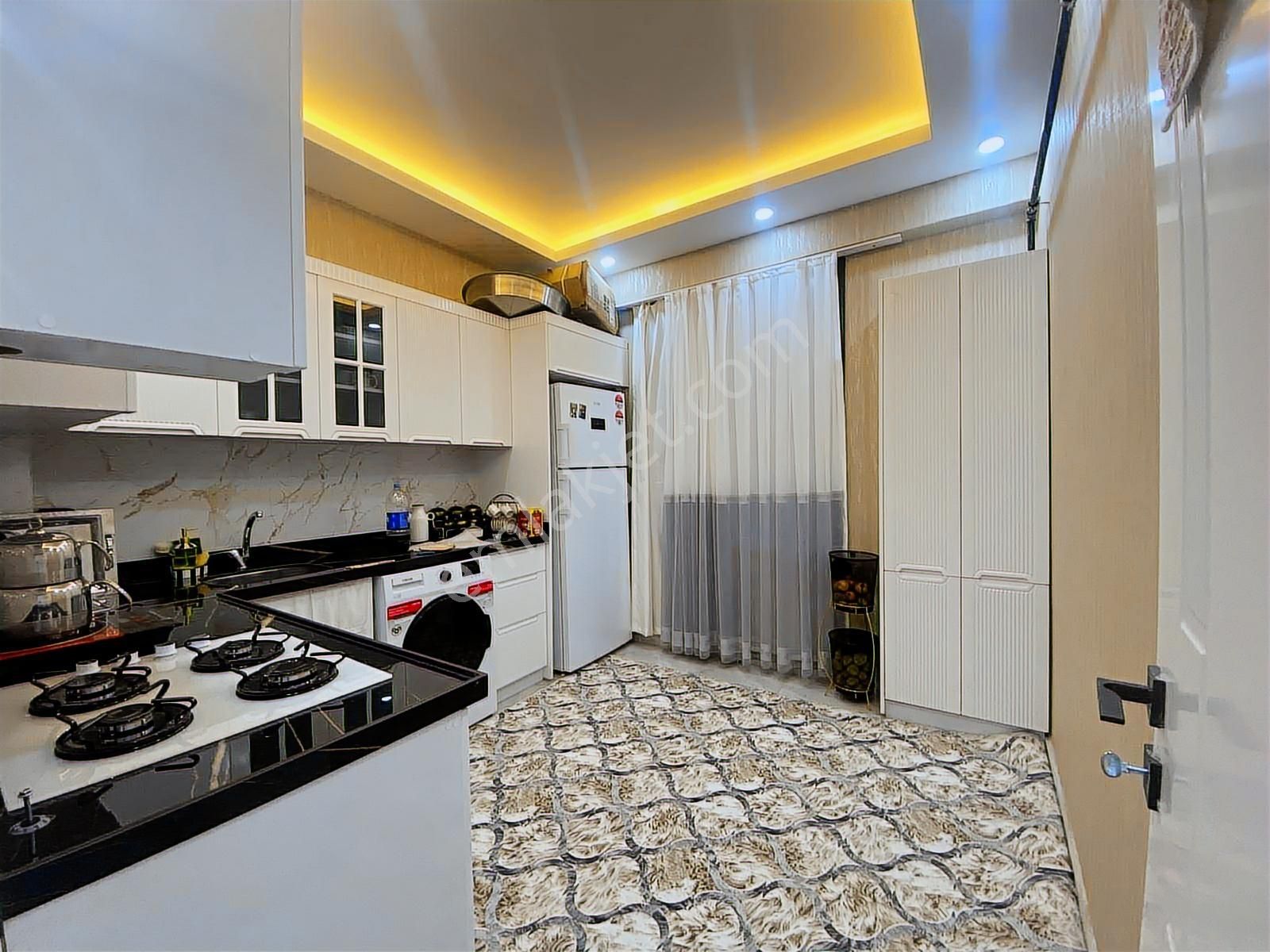 İlkevim'den Fuar Alanına Yakın Alttan Isıtmalı Satılık 2+1 Daire - Görsel 9