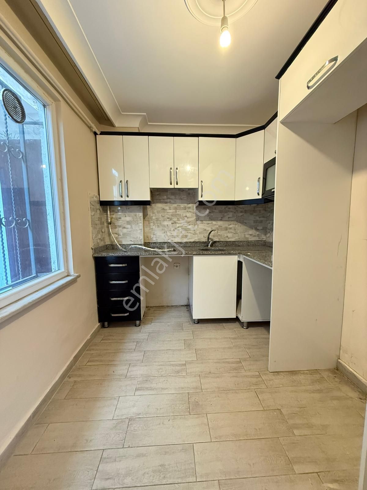 İncirtepe Mahallesi Bahçeli Bahçe Katı 2+1 Kiralık Daire - Görsel 2