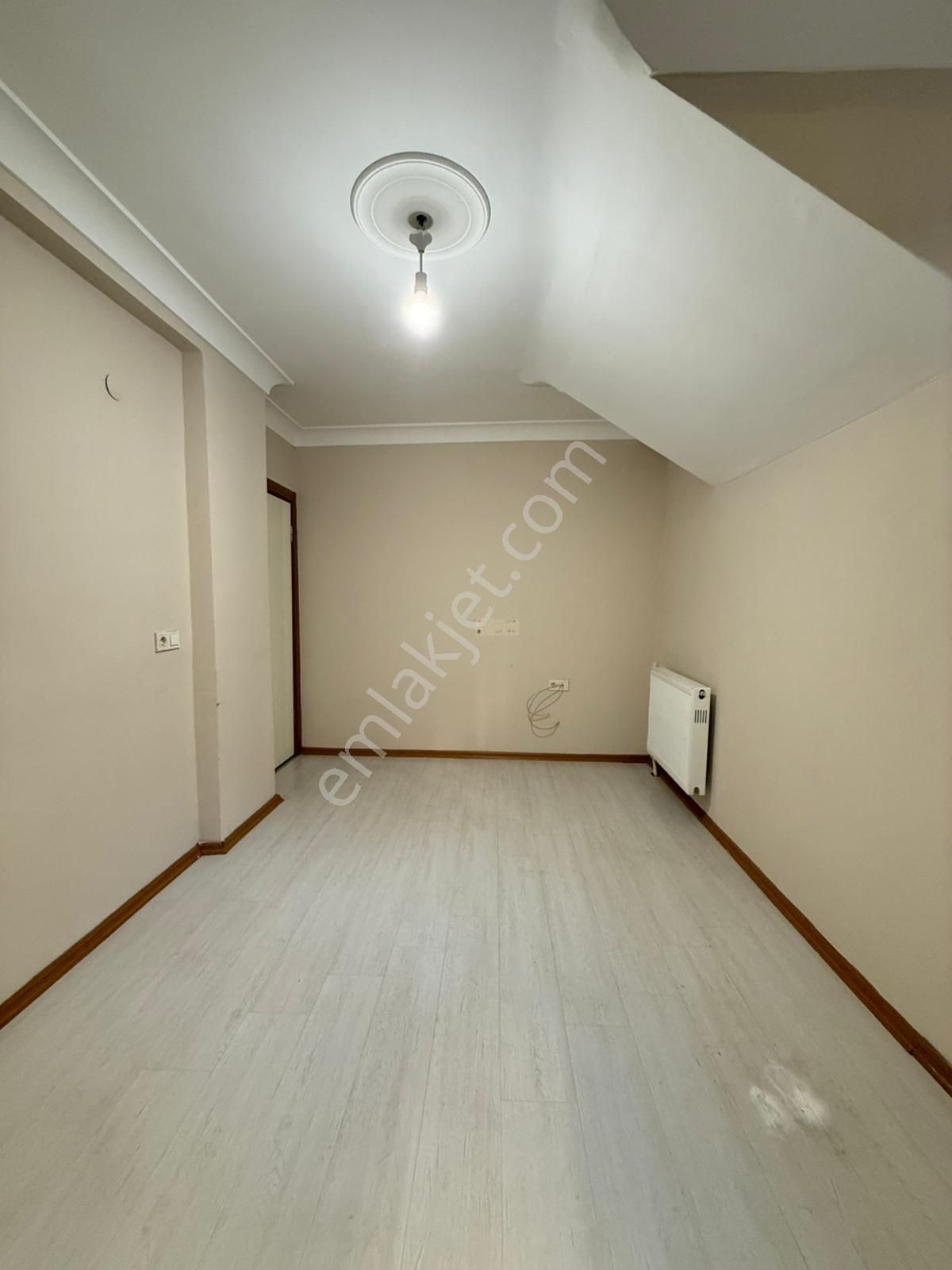 İncirtepe Mahallesi Bahçeli Bahçe Katı 2+1 Kiralık Daire - Görsel 14