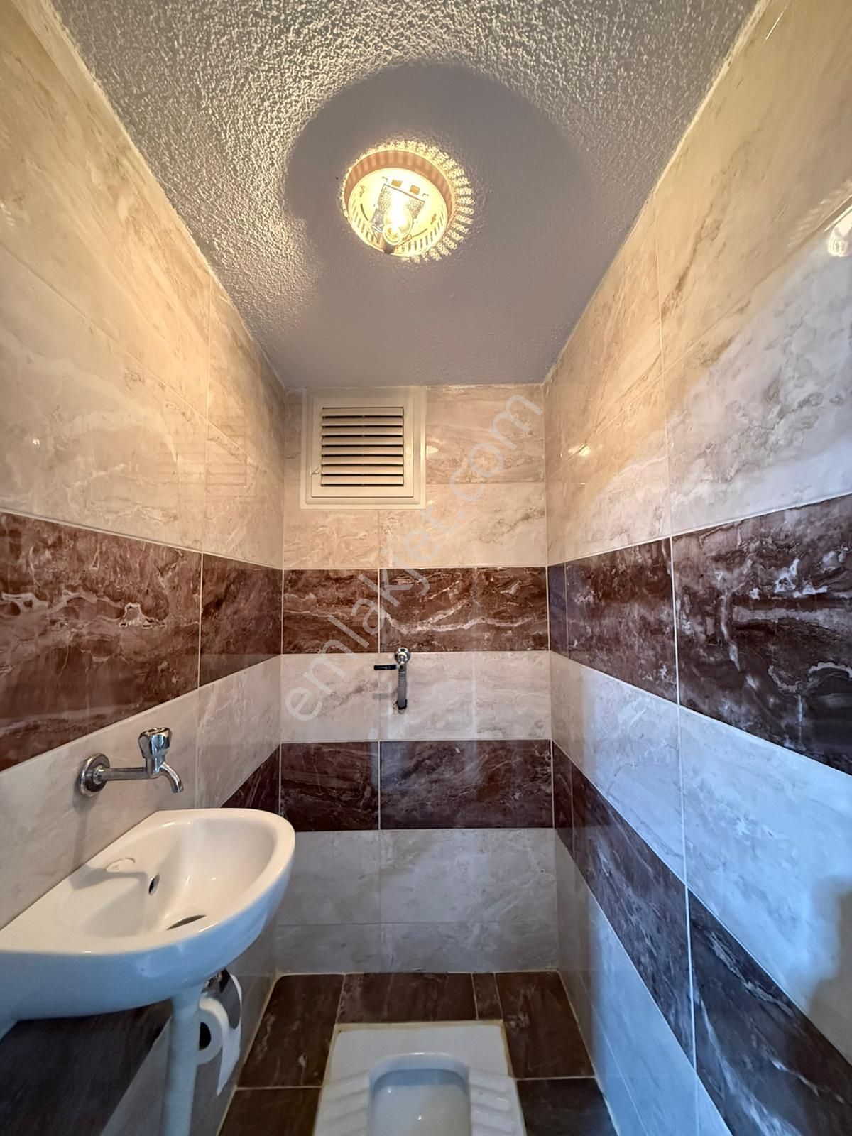 İncirtepe Mahallesi Bahçeli Bahçe Katı 2+1 Kiralık Daire - Görsel 21