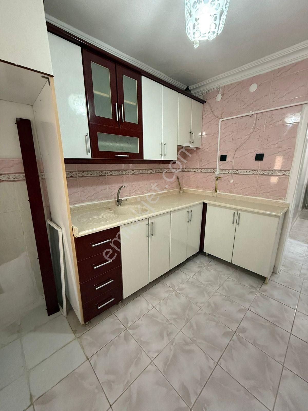 Akşemsettin Mahallesinde 3+1 Yüksek Giriş Satılık Daire