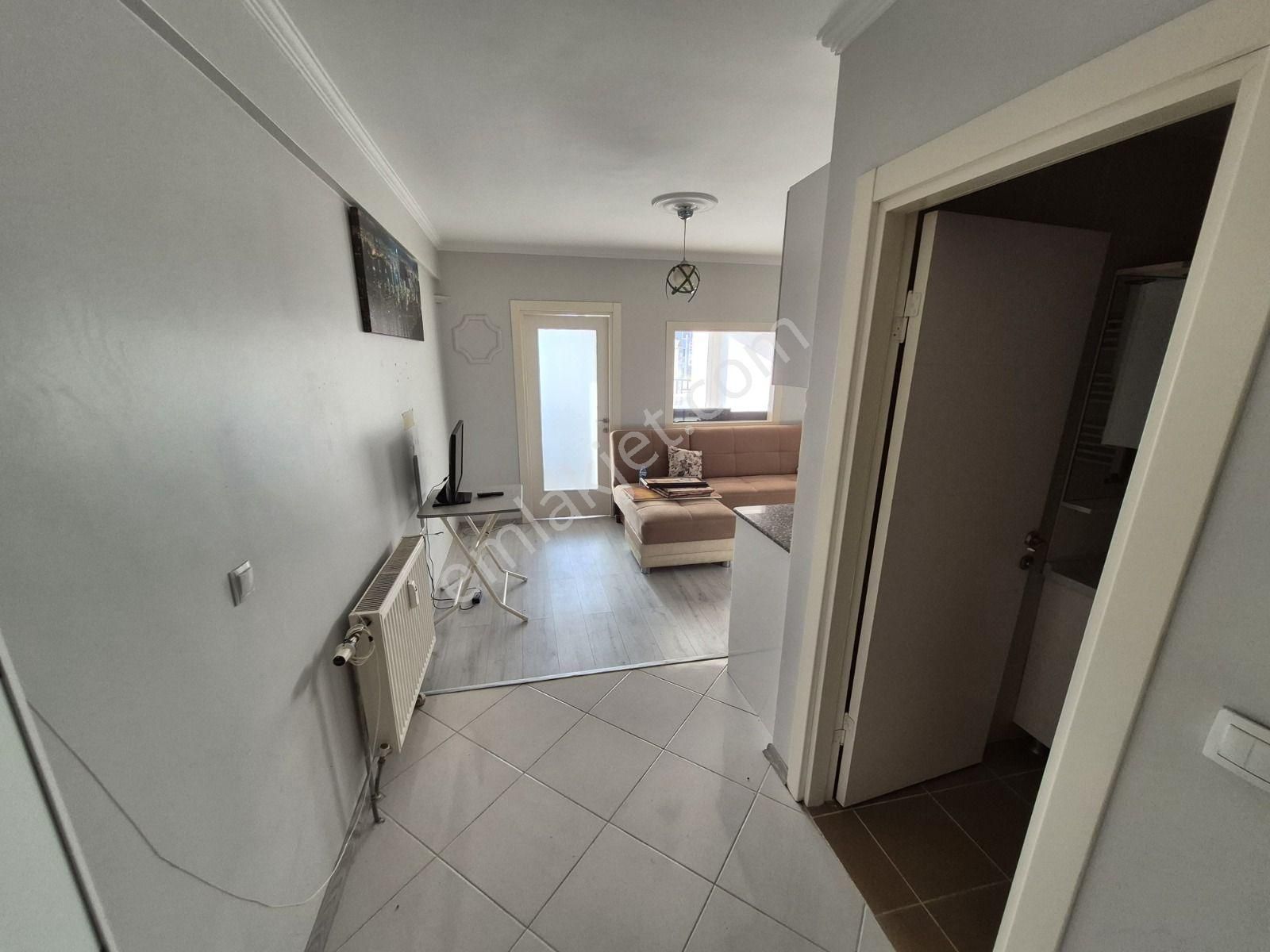 B&u Gayrimenkulden Cc Rezidansta Kiralık 1+1 Eşyalı Daire - Görsel 3