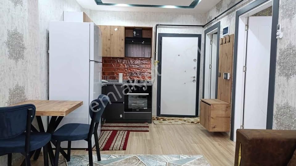 İlkevim'den Esenler Yapıda Lüks Kiracılı Satılık 1+1 Daire