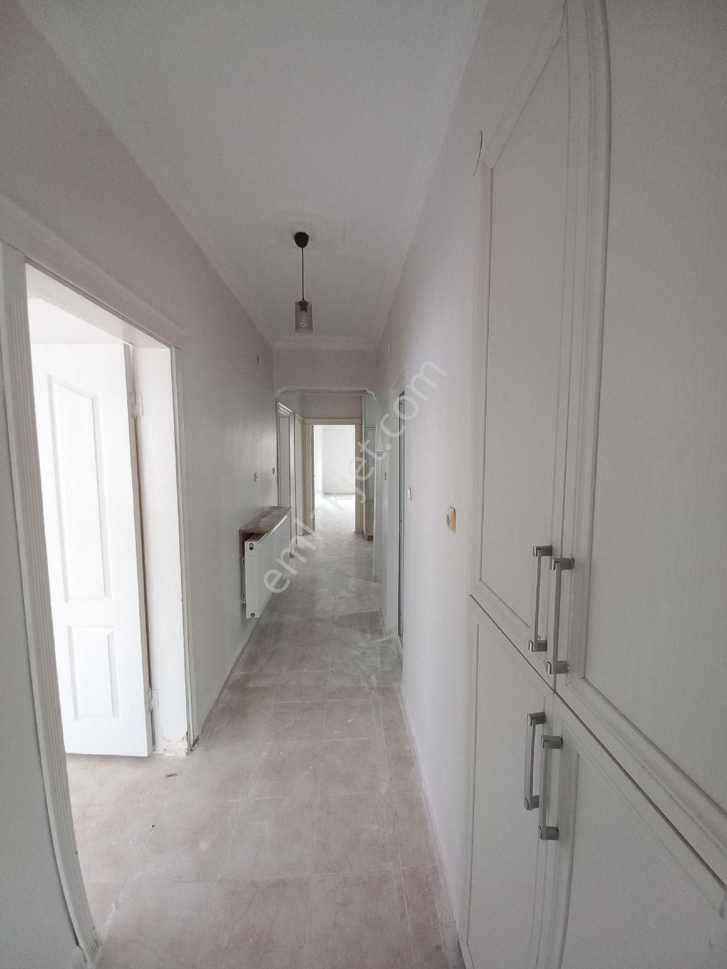 Kültür Emlak Karaköprü'de Kiralık 4 Odalı Son Kat - Görsel 29