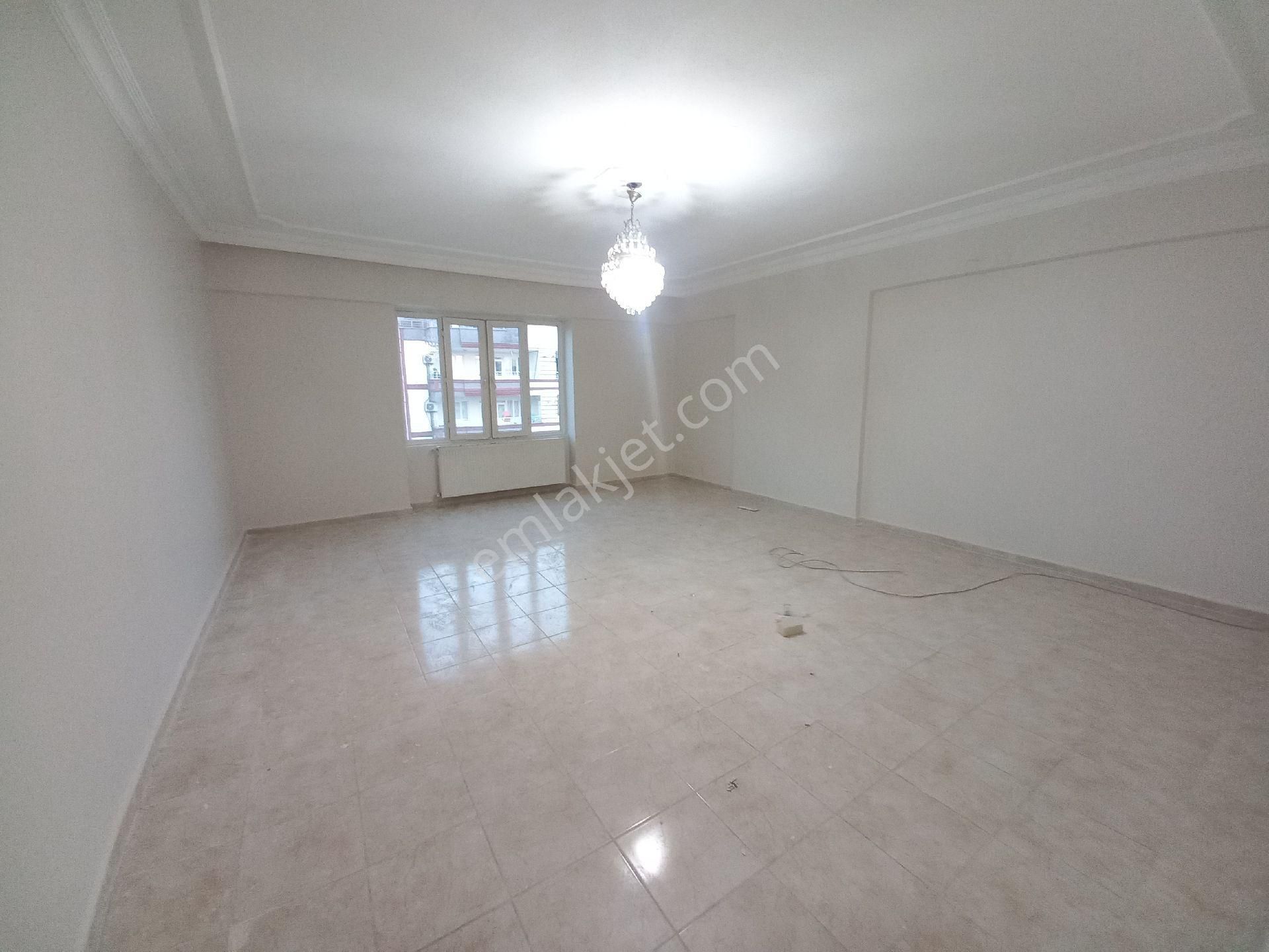 Kültür Emlak Karaköprü'de Kiralık 4 Odalı Son Kat - Görsel 4