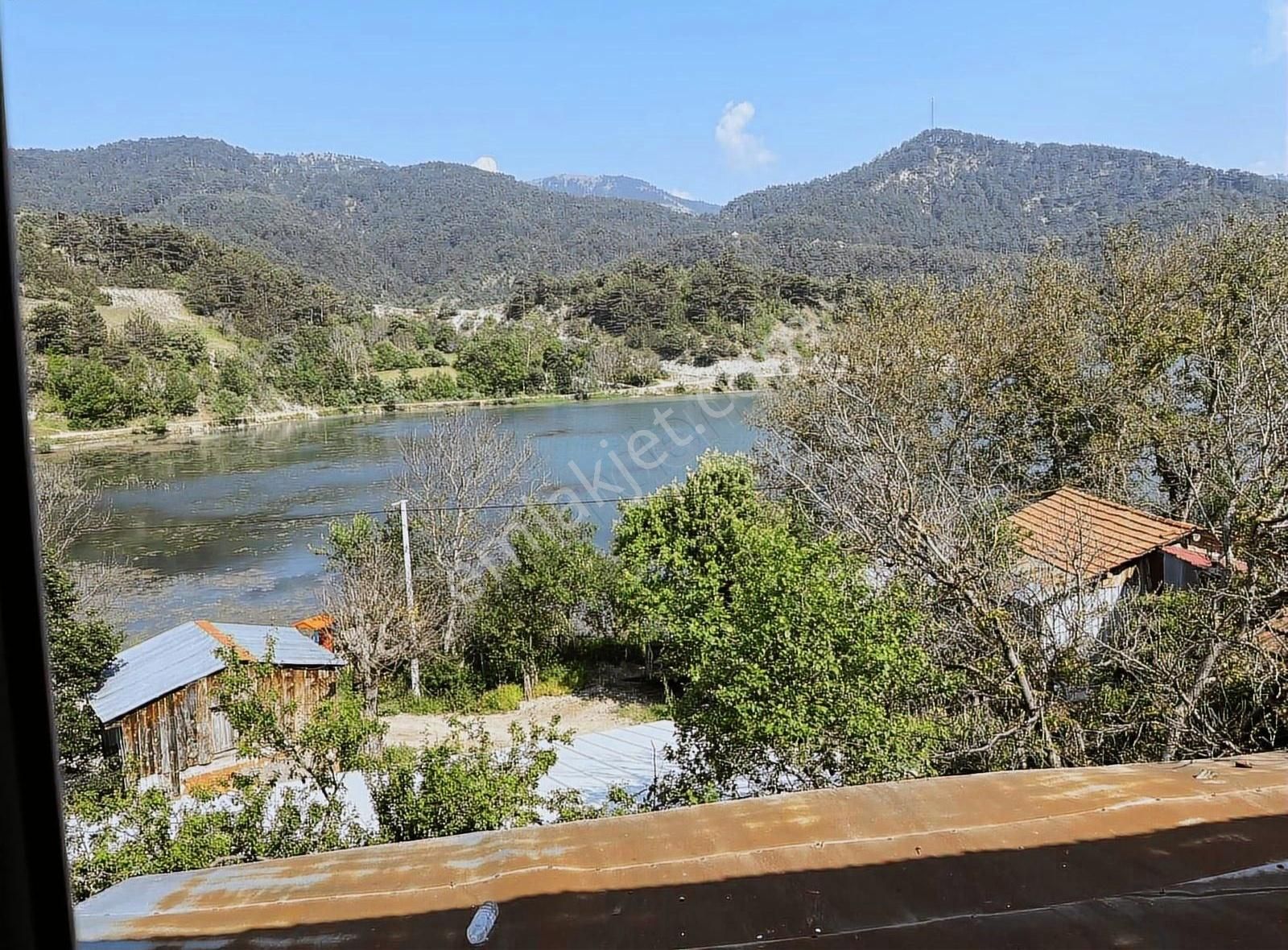 Göynük Çubuk Köyünde Göl Manzaralı 500 M2 Arsa İki Katlı Ev - Görsel 13