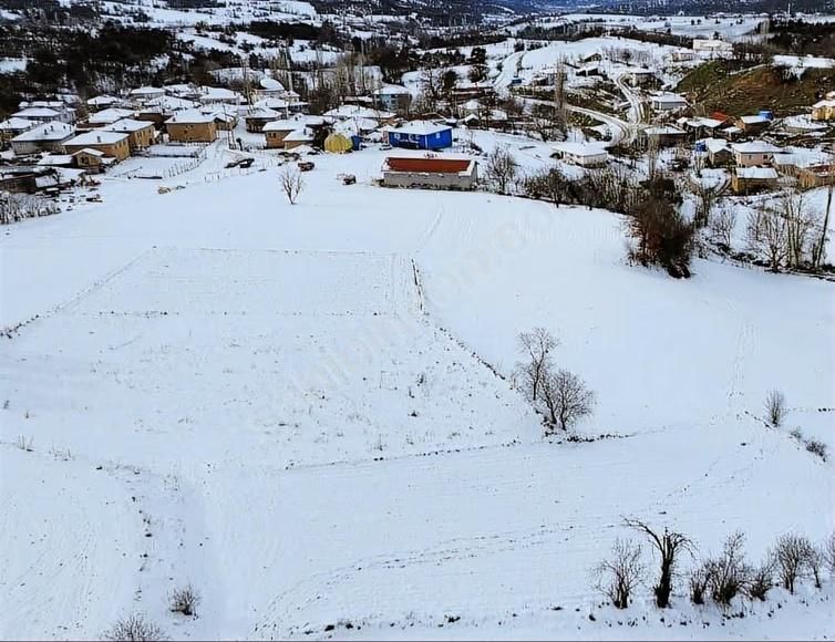 Göynük Kızılkuyu Köyünde Köyiçi 812 M2 Satılık Arazi - Görsel 4