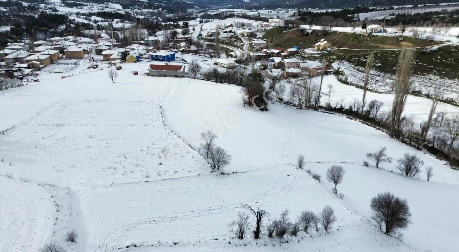 Göynük Kızılkuyu Köyünde Köyiçi 812 M2 Satılık Arazi - Görsel 6