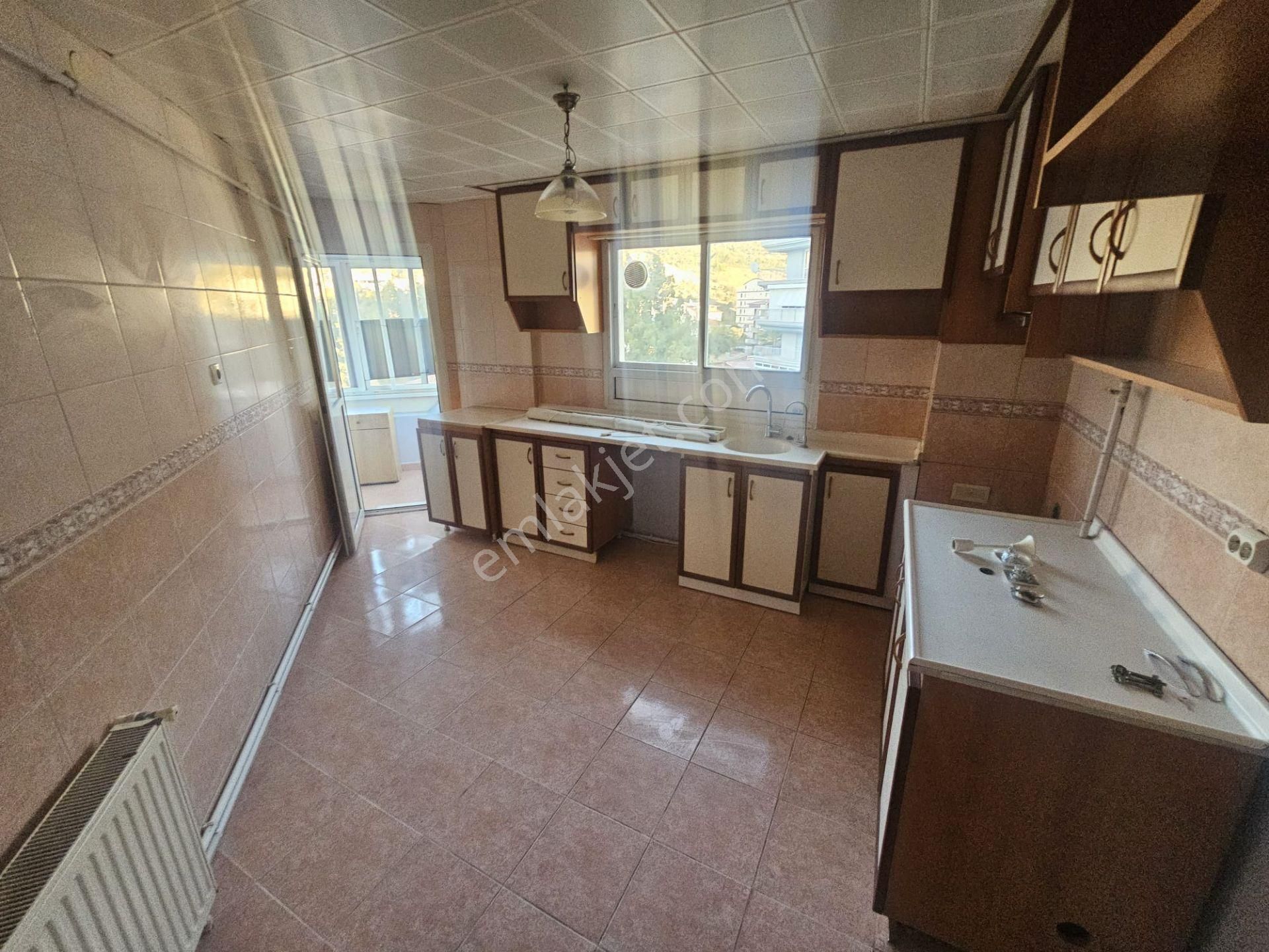 Söke Emlak Ofisisınden Atatürk Mahallesi Kiralık Daire - Görsel 23