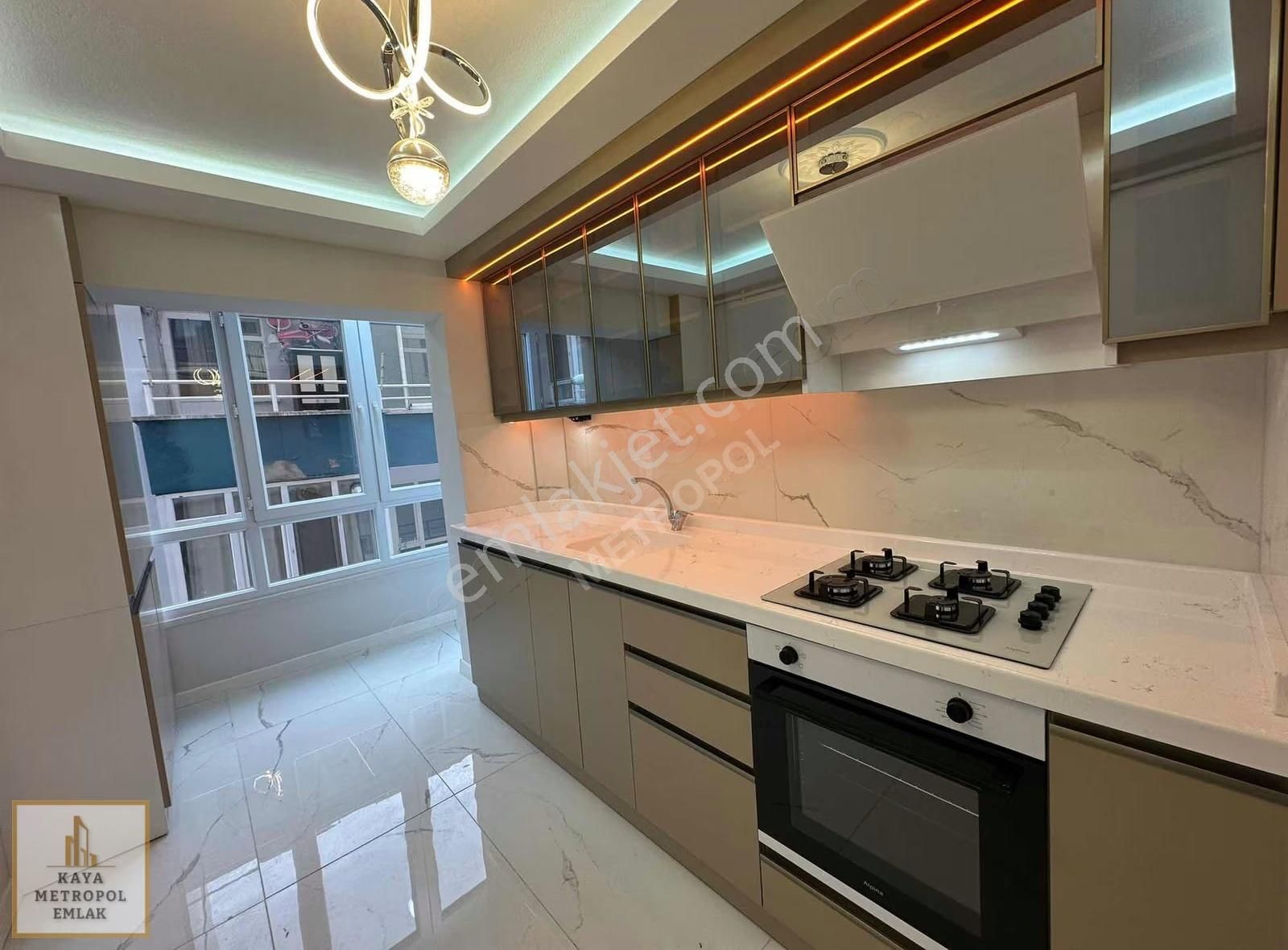 Etimesgut Elvan Mah. Sağlık Ocağı Yanı Katta Lüks 3+1 Daire - Görsel 11