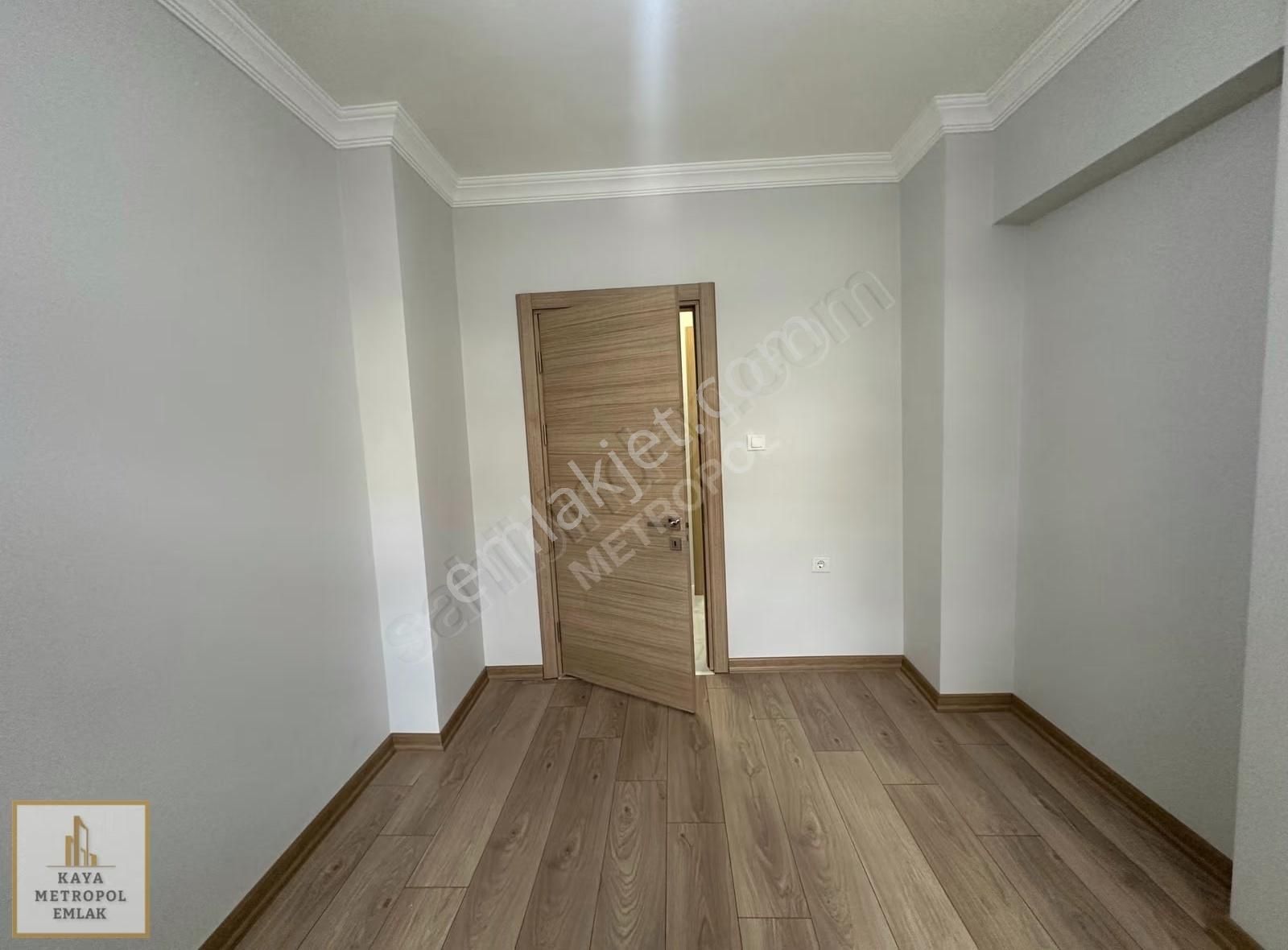 Etimesgut Elvan Mah Lüks Yapılı Ara Kat Ön Cephe 120m2 3+1 Daire - Görsel 16