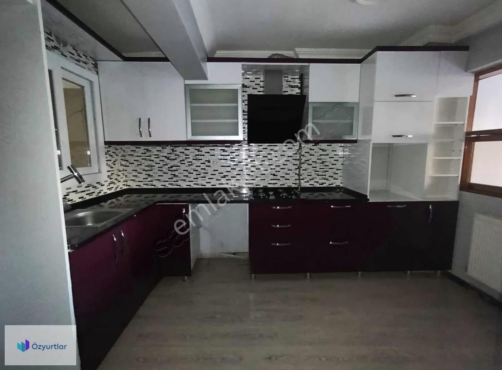 Yunusemre Topçuasım'da 3+1 Kiralık Daire - Görsel 4