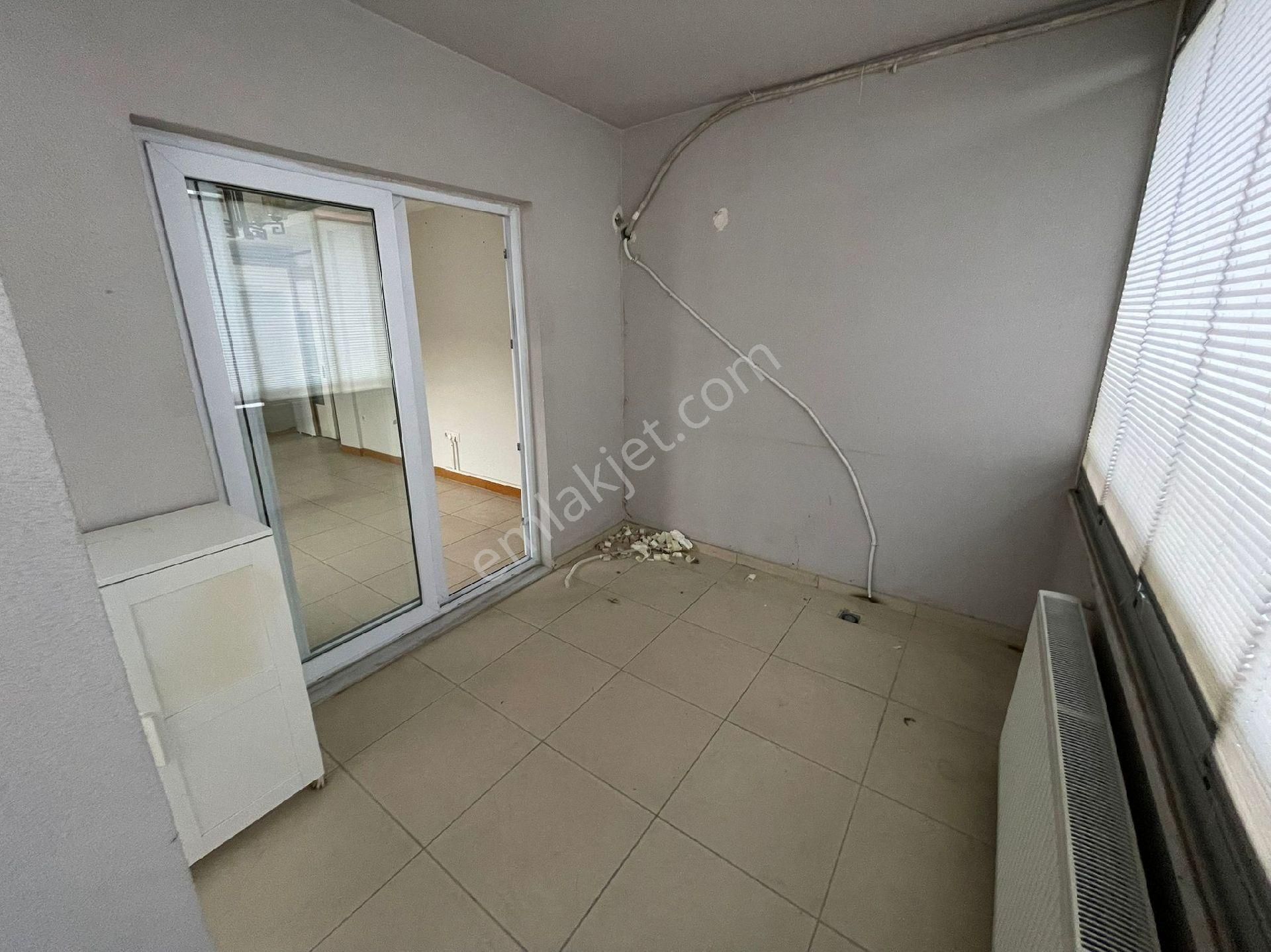 Ra Gayrimenkul Şehitishak Mh Site İçerisinde Satılık 4+1 Ferah Daire - Görsel 8