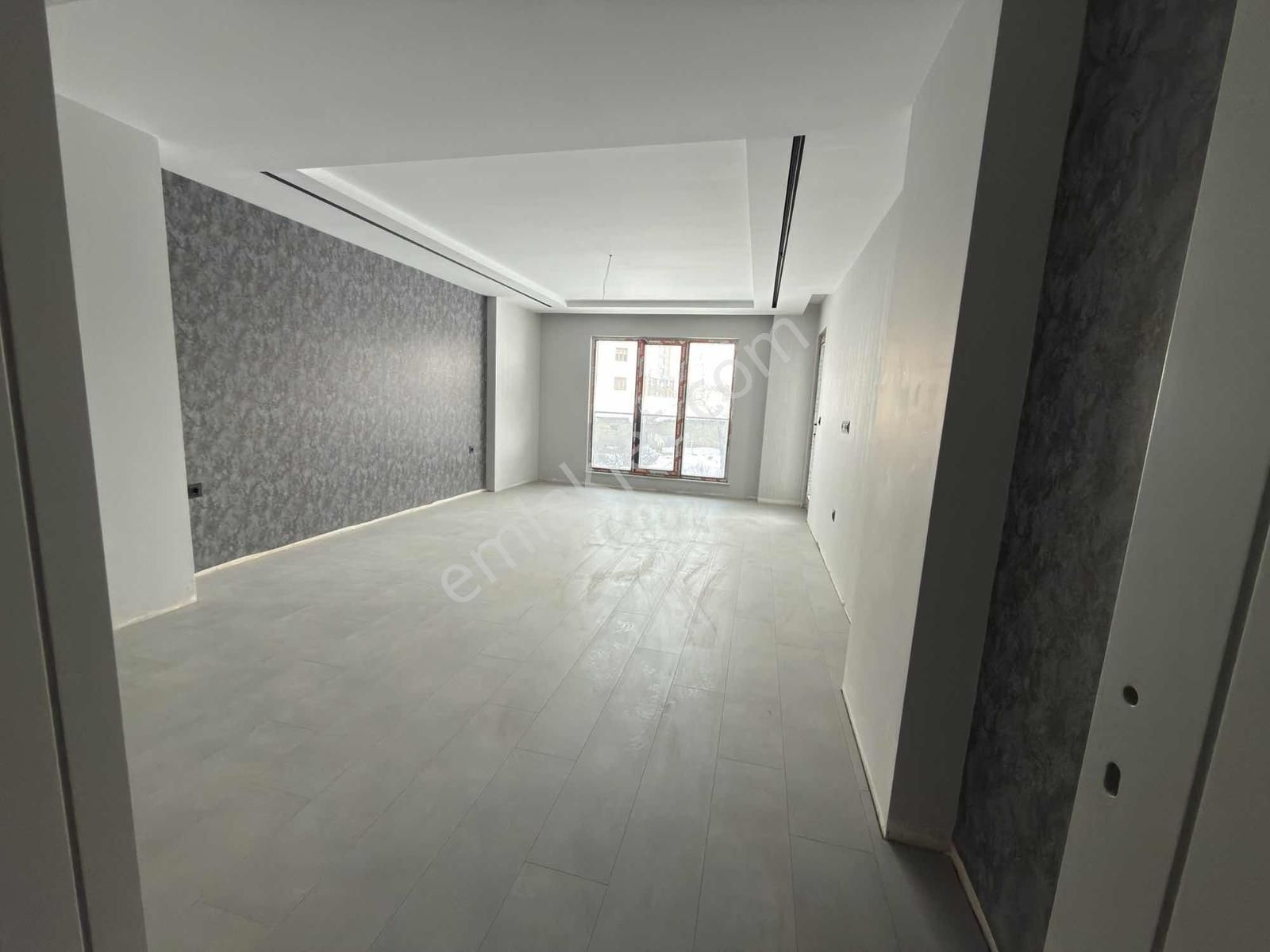 Edremit İnan Life'ta Satılık 3+1 Lüks Fırsat Ara Kat Daire - Görsel 9