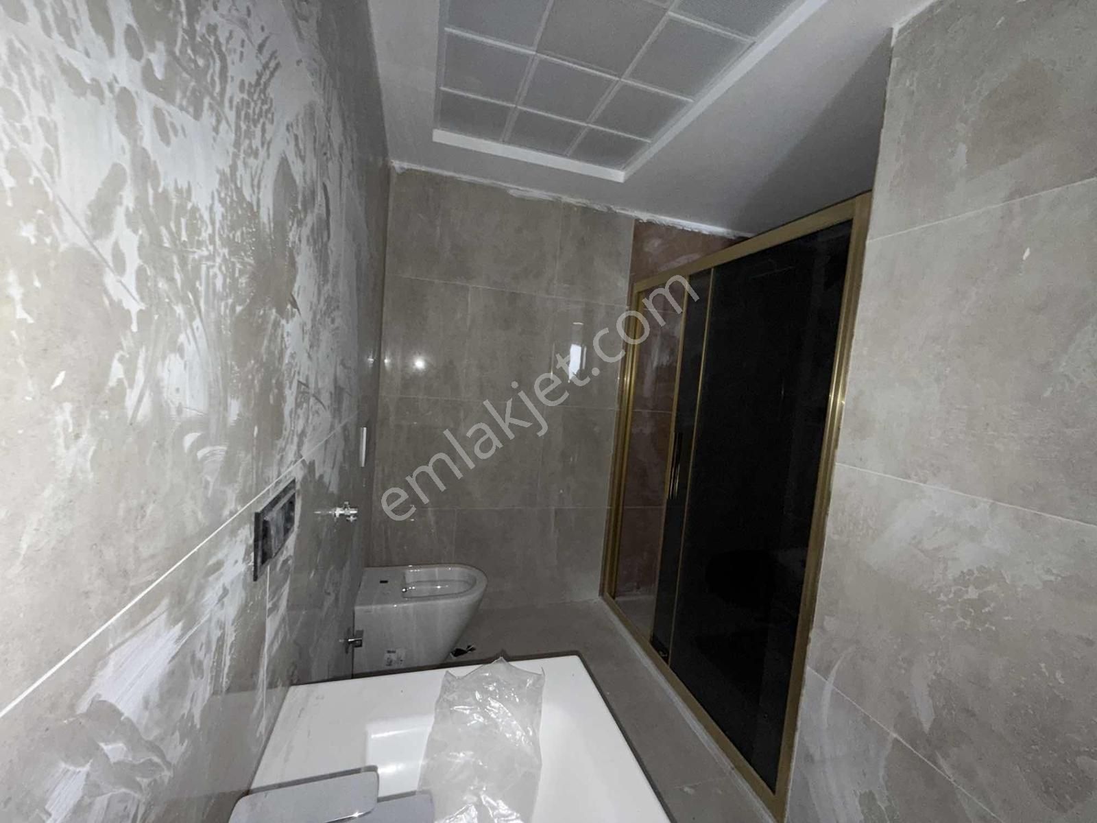 Edremit İnan Life'ta Satılık 3+1 Lüks Fırsat Ara Kat Daire - Görsel 20