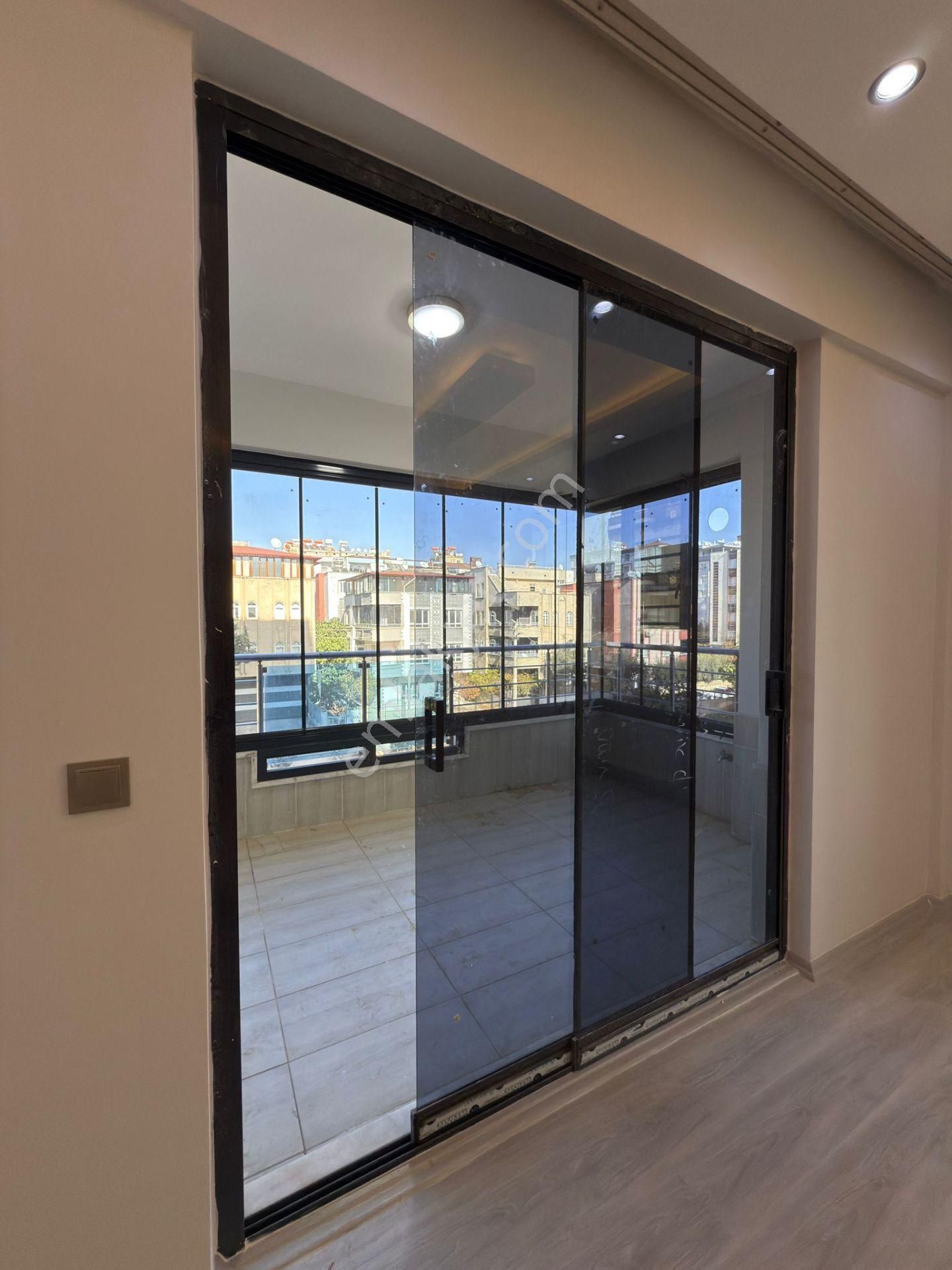 Gazikent'te Ful Yapılı Ultra Lüx 3 Cepheli 3+1 Daire Ara Kat - Görsel 7