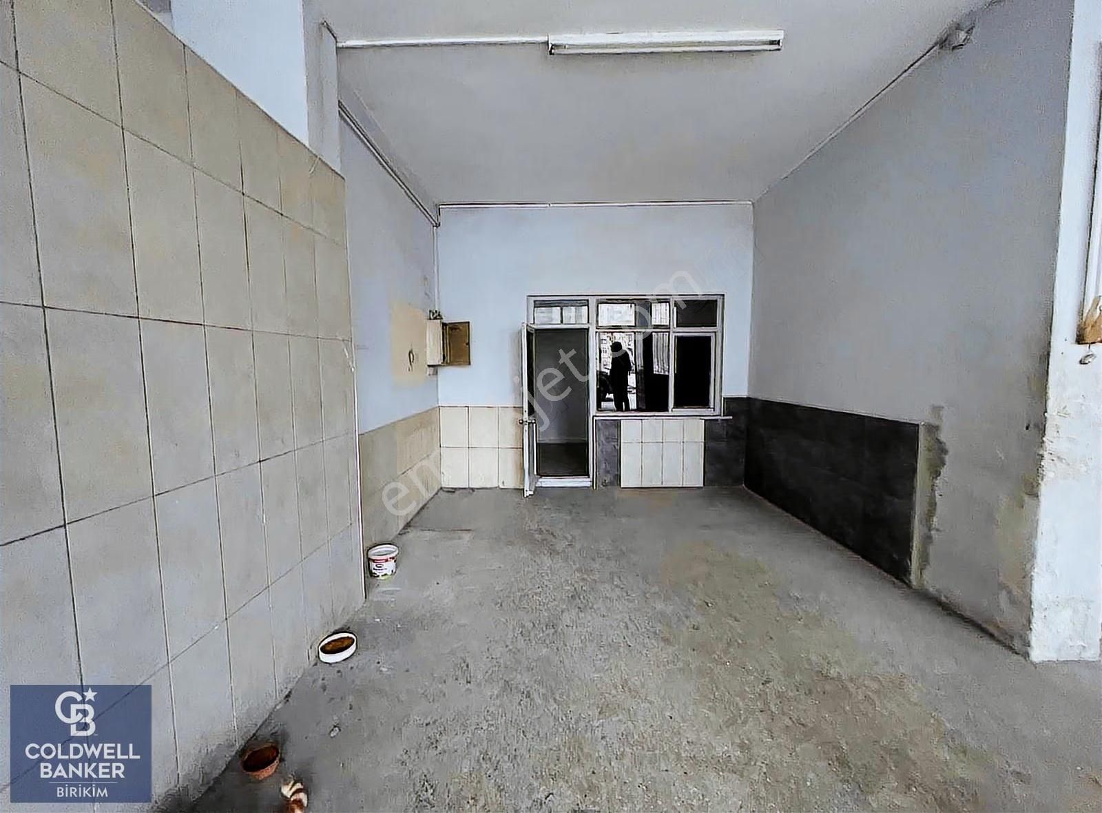 Maltepe'de İşlek Noktada 120m2 Net Kullanımlı Satılık Dükkan - Görsel 6