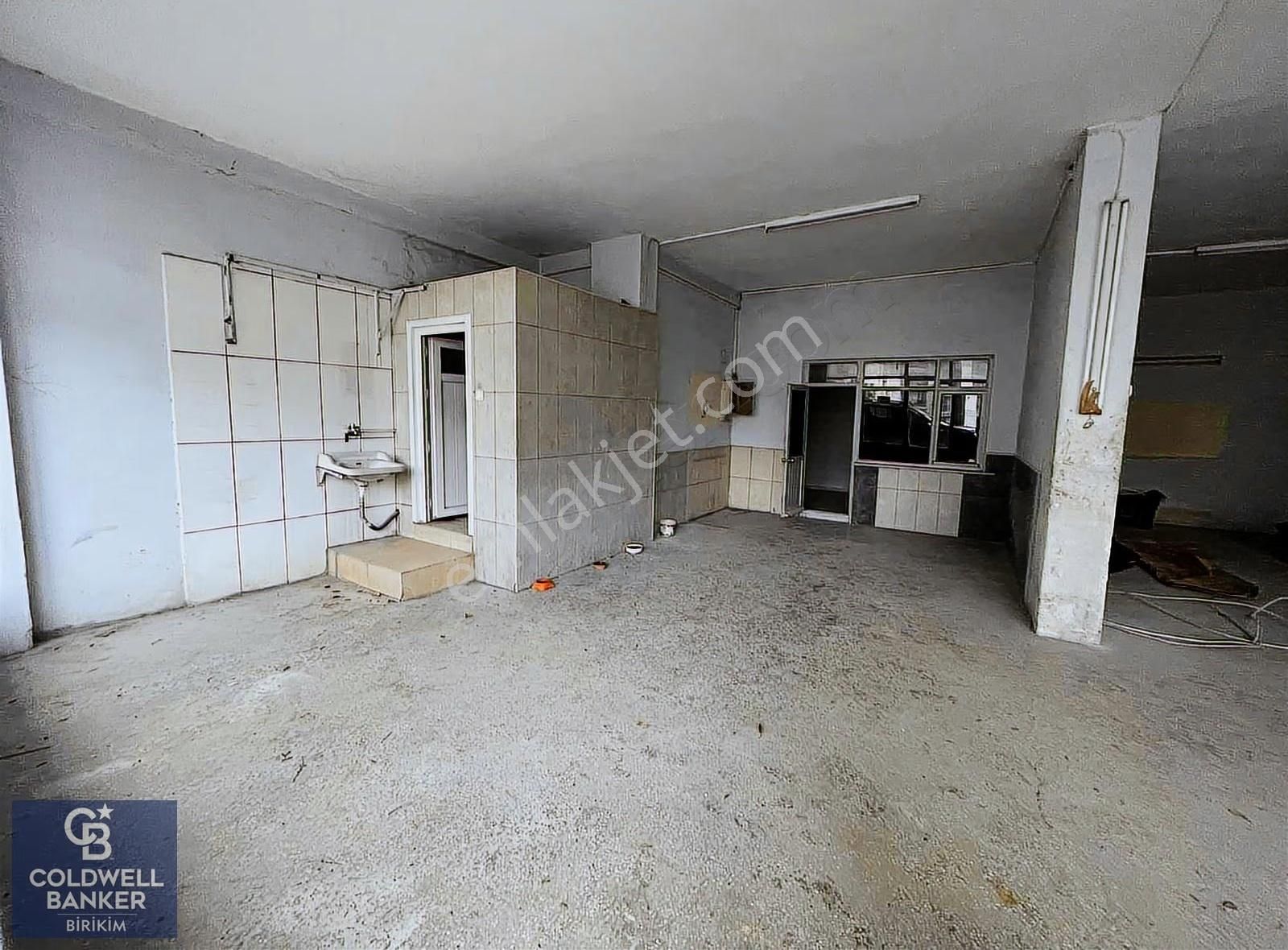 Maltepe'de İşlek Noktada 120m2 Net Kullanımlı Satılık Dükkan - Görsel 26