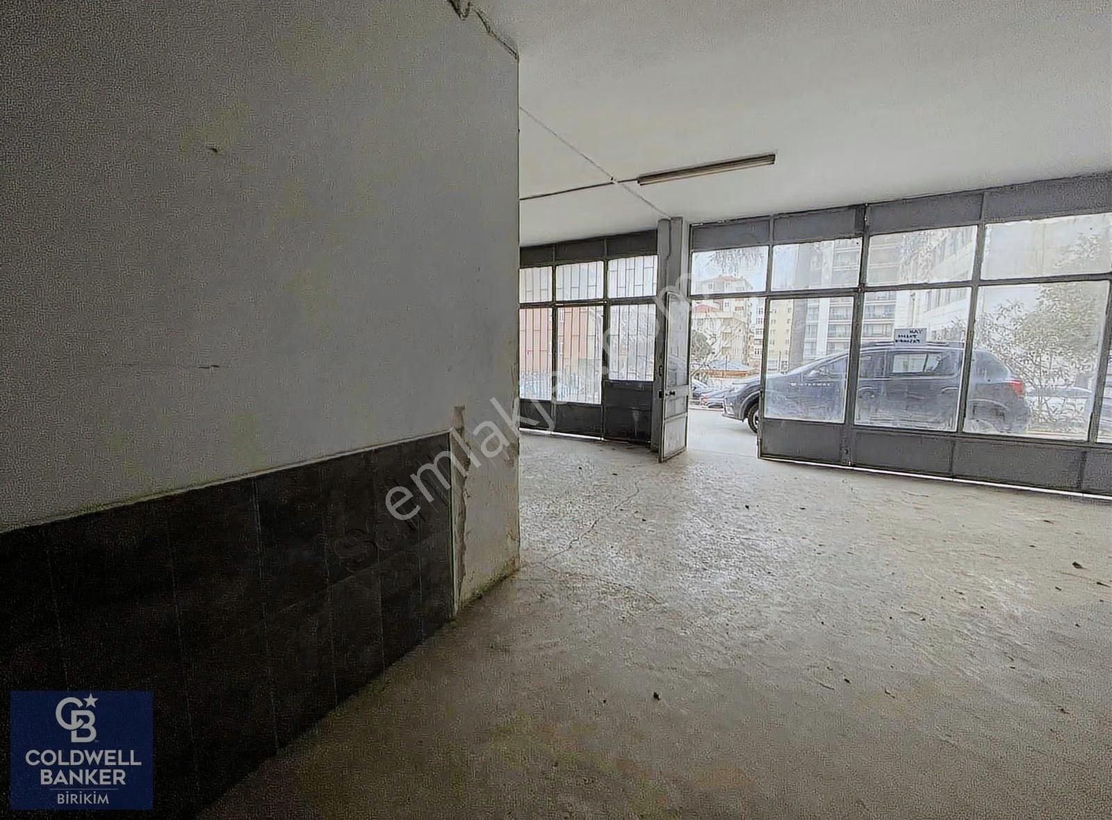 Maltepe'de İşlek Noktada 120m2 Net Kullanımlı Satılık Dükkan - Görsel 22