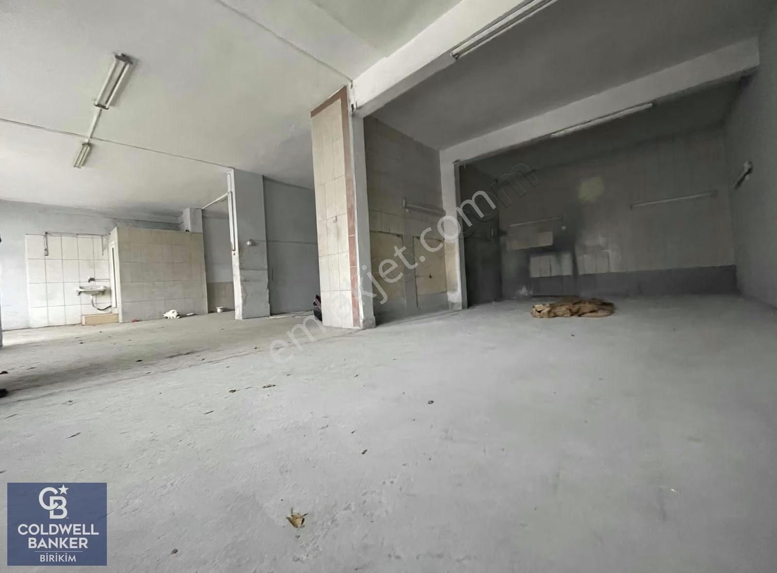 Maltepe'de İşlek Noktada 120m2 Net Kullanımlı Satılık Dükkan - Görsel 23