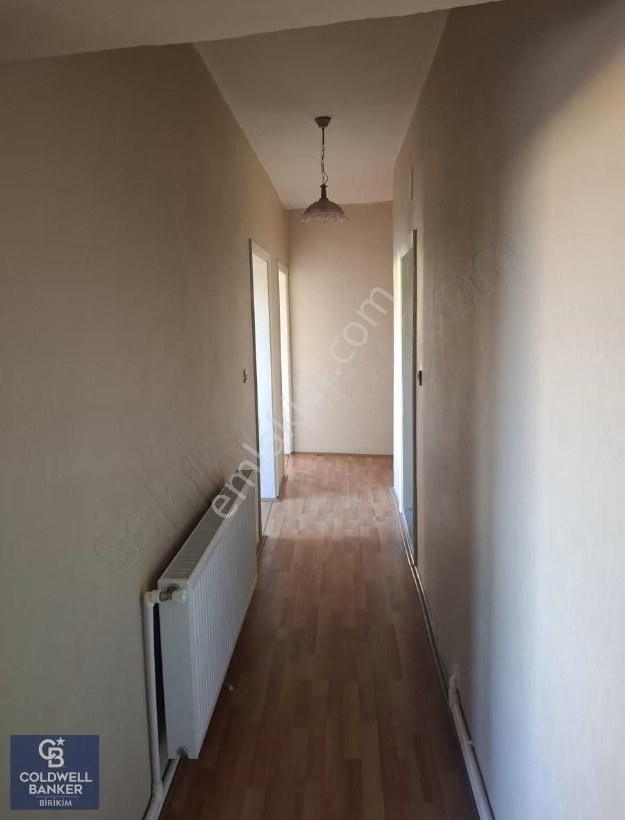 Ana Cadde Üzeri Merkezi Lokasyon Ara Kat Ferah Satılık 2+1 - Görsel 9