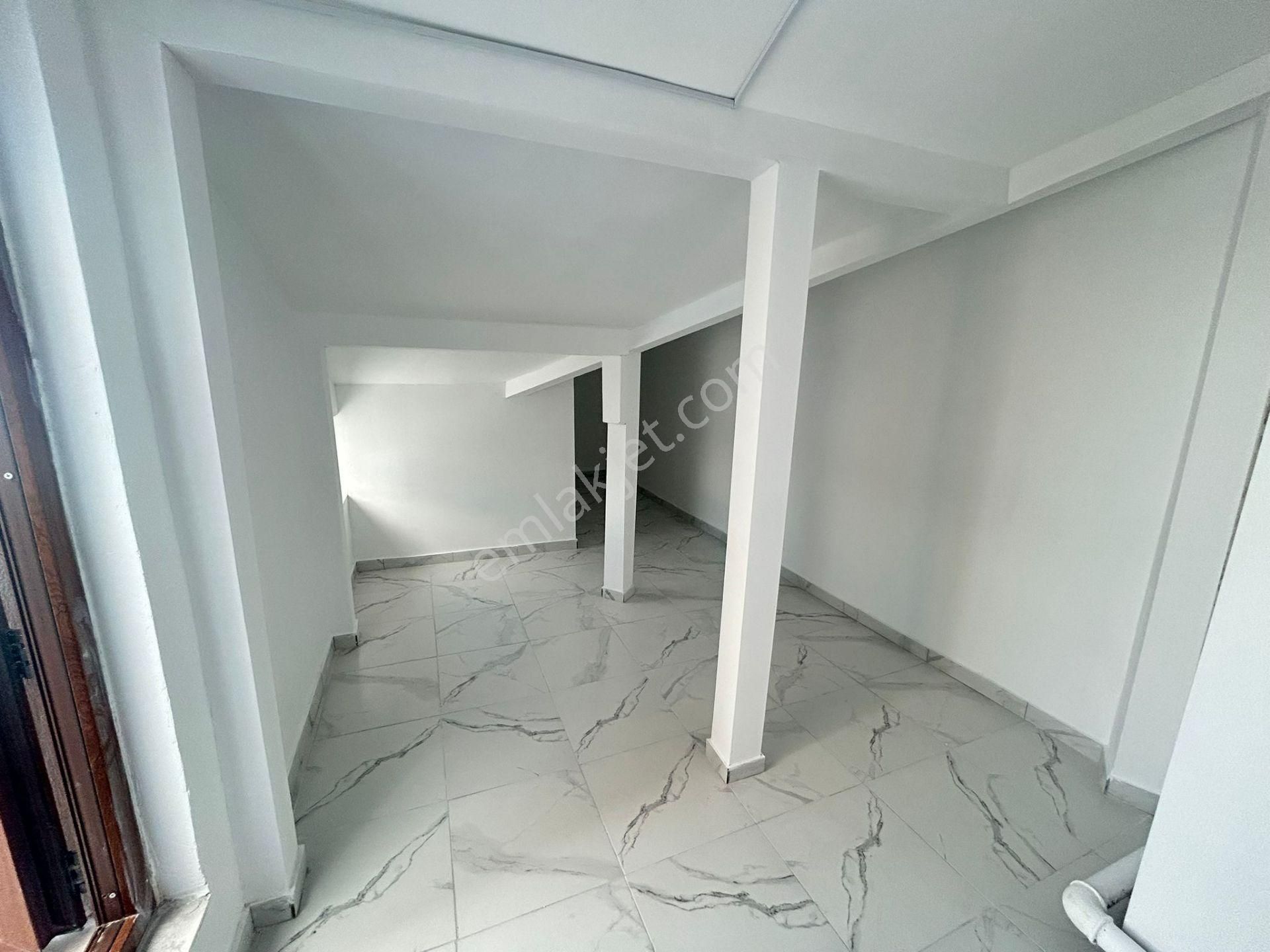 Taner'den Öveçler'de 5+1 Asansörlü Teraslı 240m2 Süper Lüks Dubleks - Görsel 16