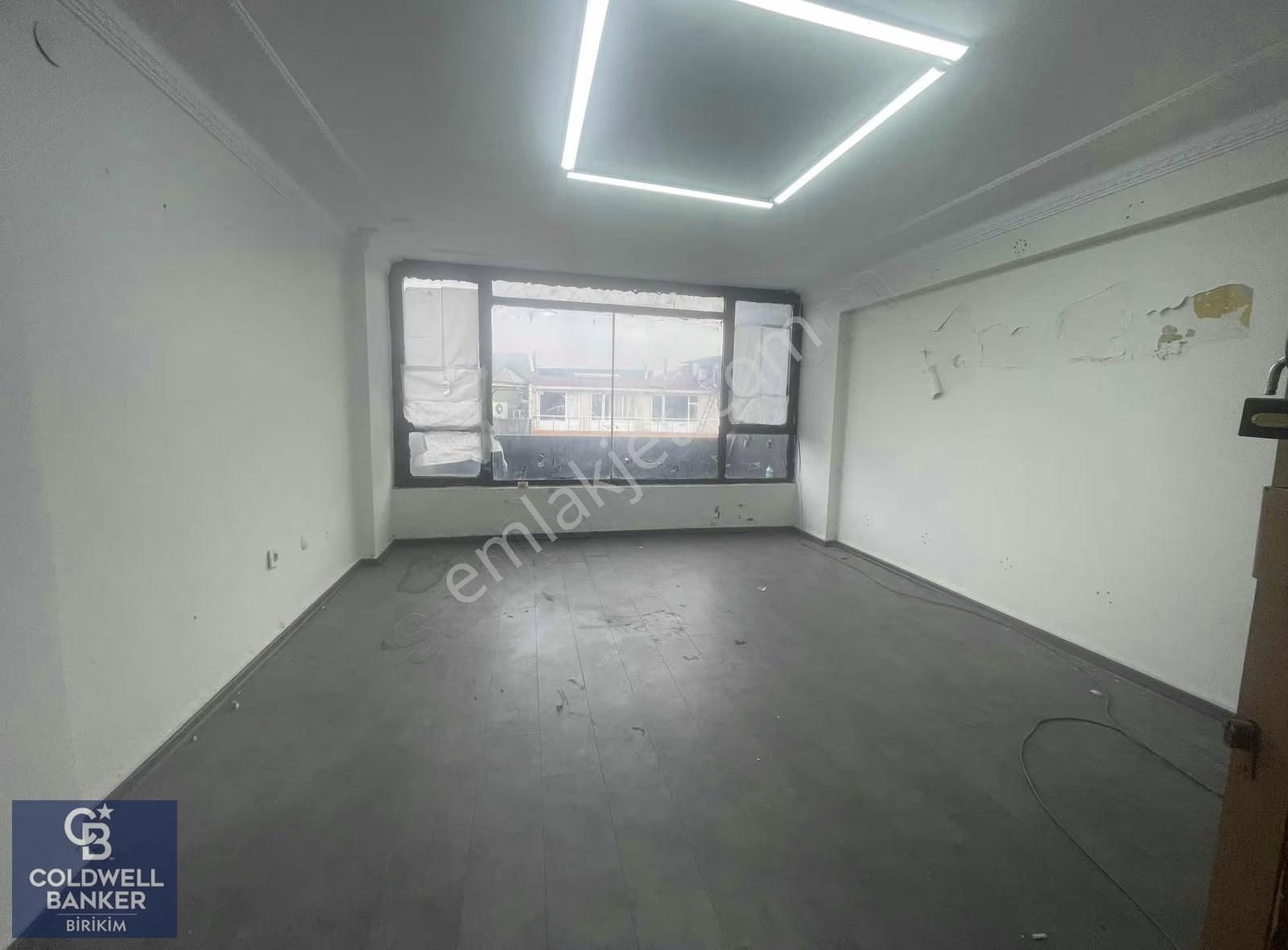 24 Saat Açık İşhanında İmalat İçin Uygun Kiralık Ofis
