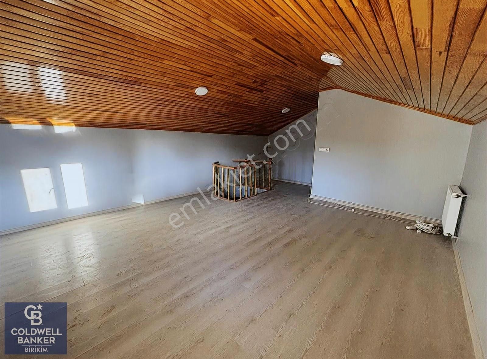 Çekmeköy'de Site İçerisinde 3+1 Dubleks Kiralık Daire - Görsel 2