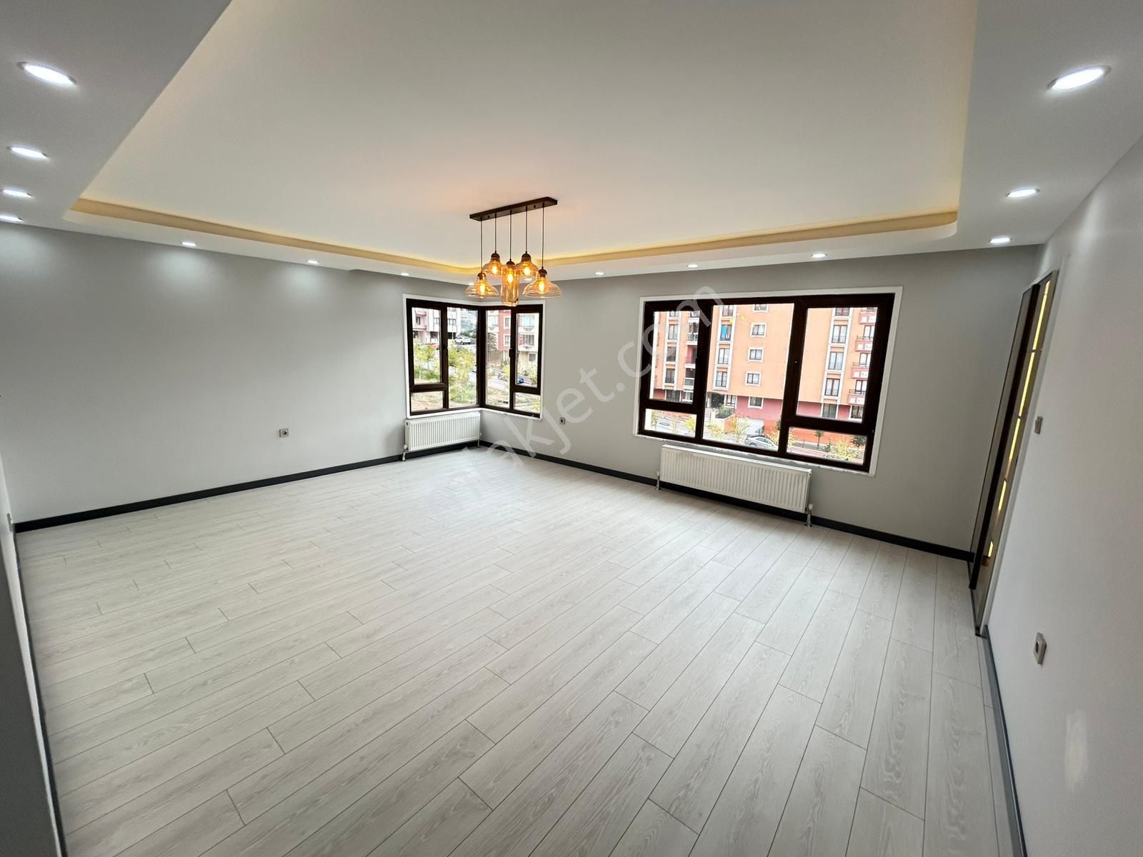 Taner'den Dikmen Cad. Yakını 3+1 Asansörlü Garajlı Süper Lüks Orta Kat Manzaralı - Görsel 12