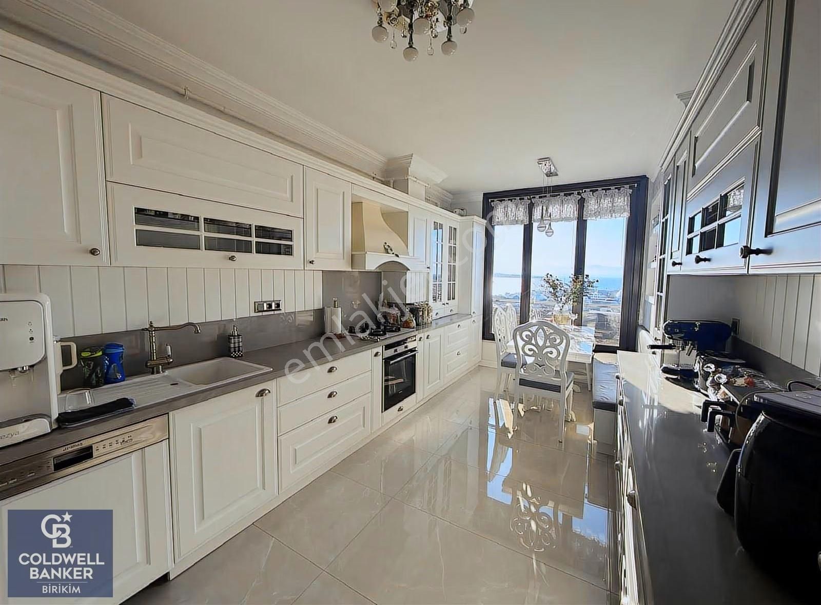 Şehitler Cad. Üzeri | Deniz Manzaralı | Havuzlu Site | 3+1 - Görsel 6