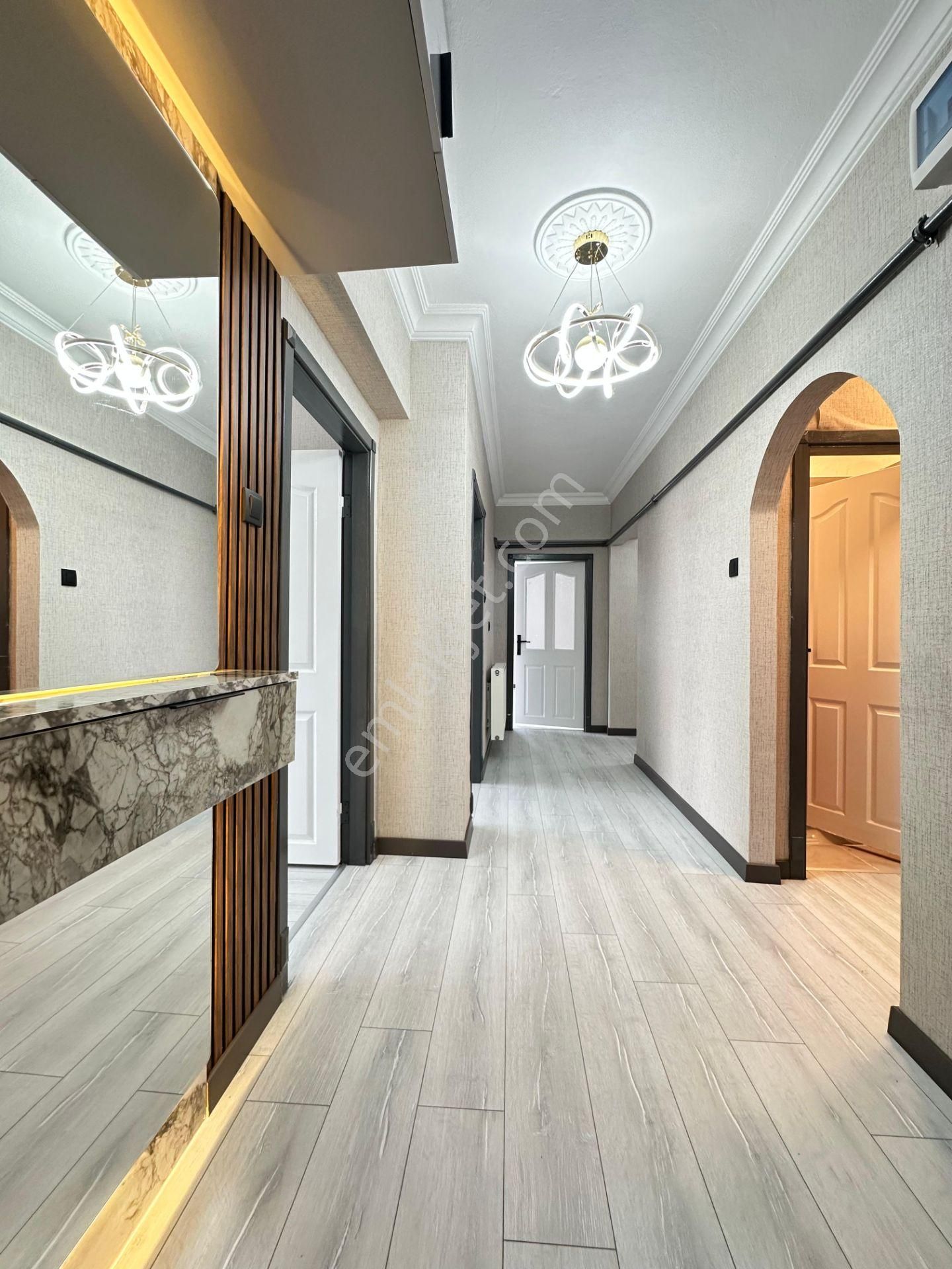 Pursaklar Mehmet Zengin Emlak'tan Hastane Yakını 3.kat 3+1 Ful Yapılı Masrafsız Daire - Görsel 33