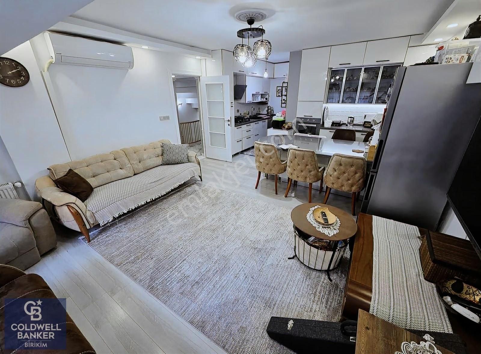 Ümraniye Atakentte Aile Yaşamına Uygun Satılık Villa - Görsel 24