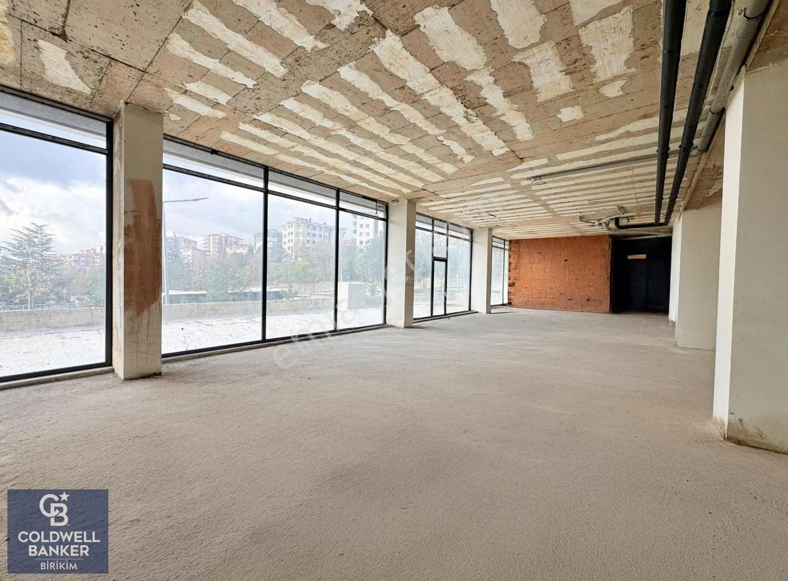 Tabela Değeri Yüksek, Kiralık Ticari Alan! - Görsel 2