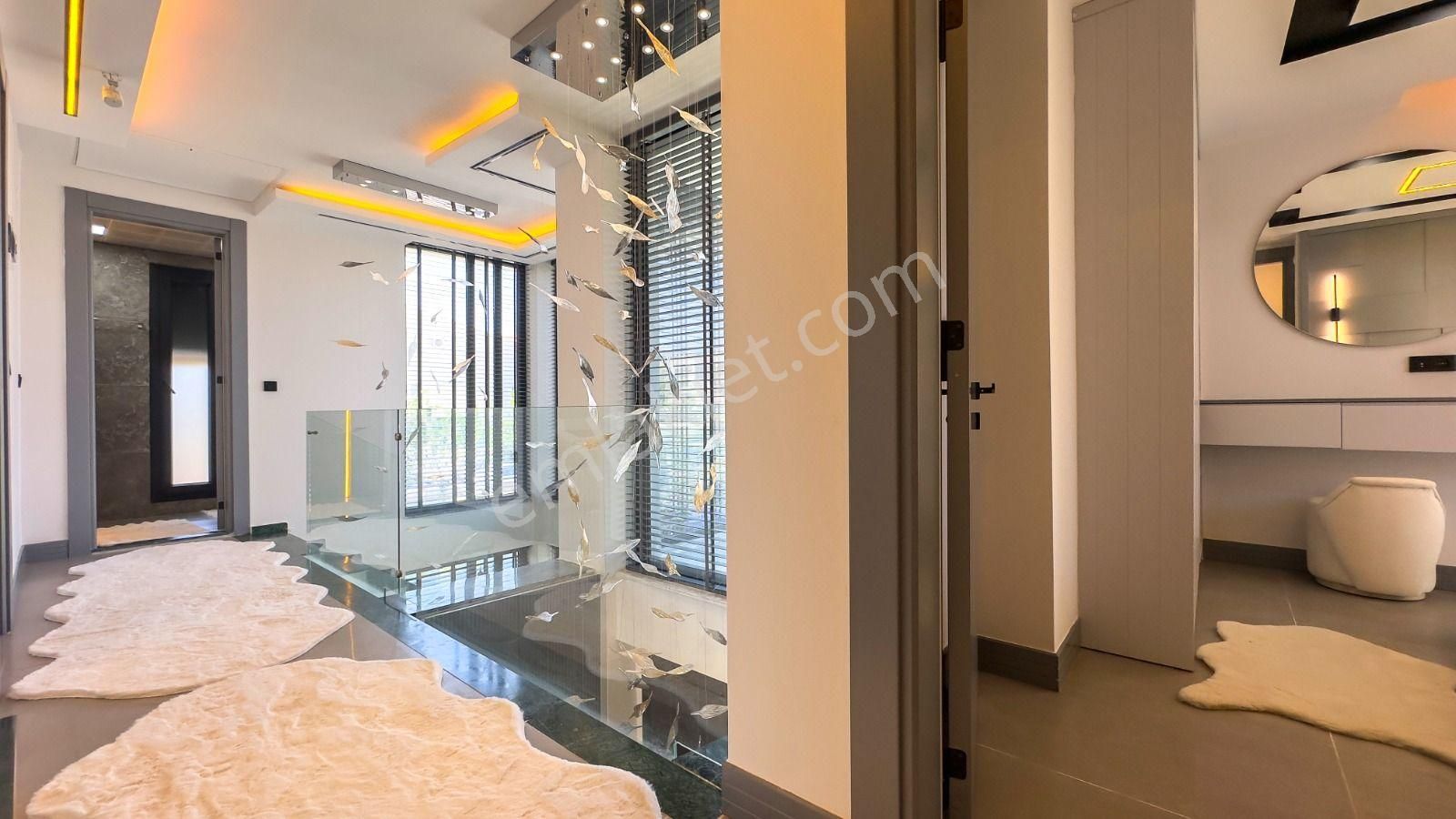 Didimde Ful Akıllı Sistemli 500m2 Arsa İçine 4+1 Havuzlu Ve Bahçeli Tam Müstakil Villamız Satışda - Görsel 11