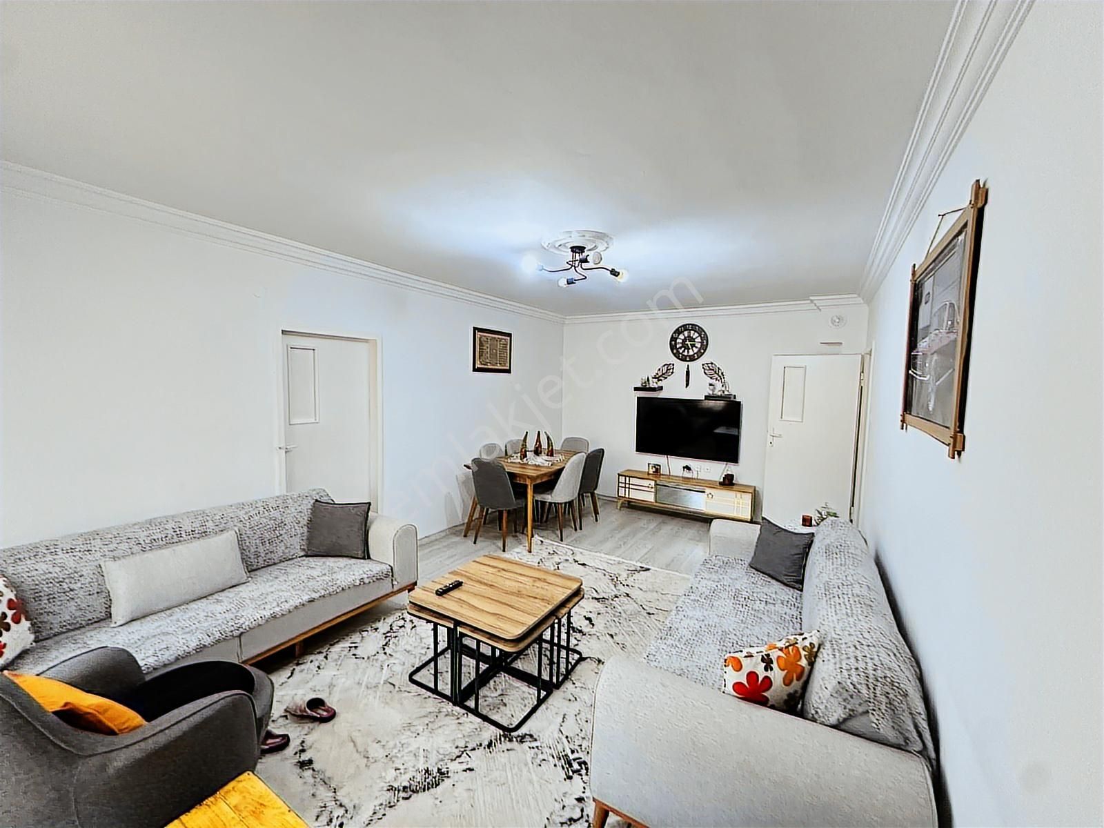 Altın Anahtardan Yunus Emre Cd Yakını Katta Acil - Görsel 9