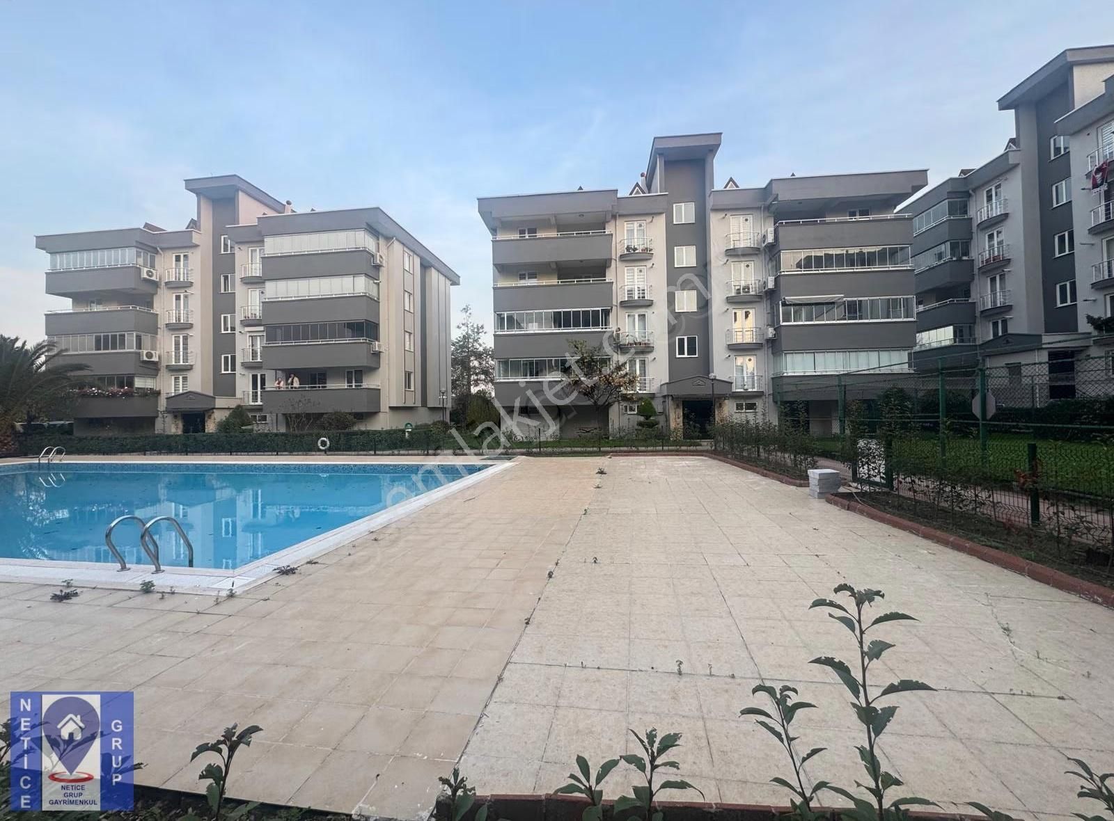Beşevler Konak Mh Gül Sitesi Ara Kat 151m2 3+1 Kombili Havuzlu - Görsel 33