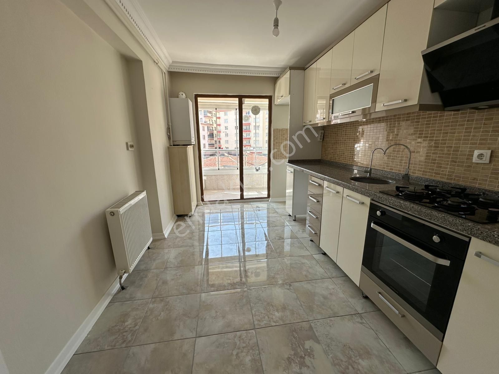 (3263) Uyanış Mah 5.kat Manzaralı Asansörlü 3+1 Lüks Daire