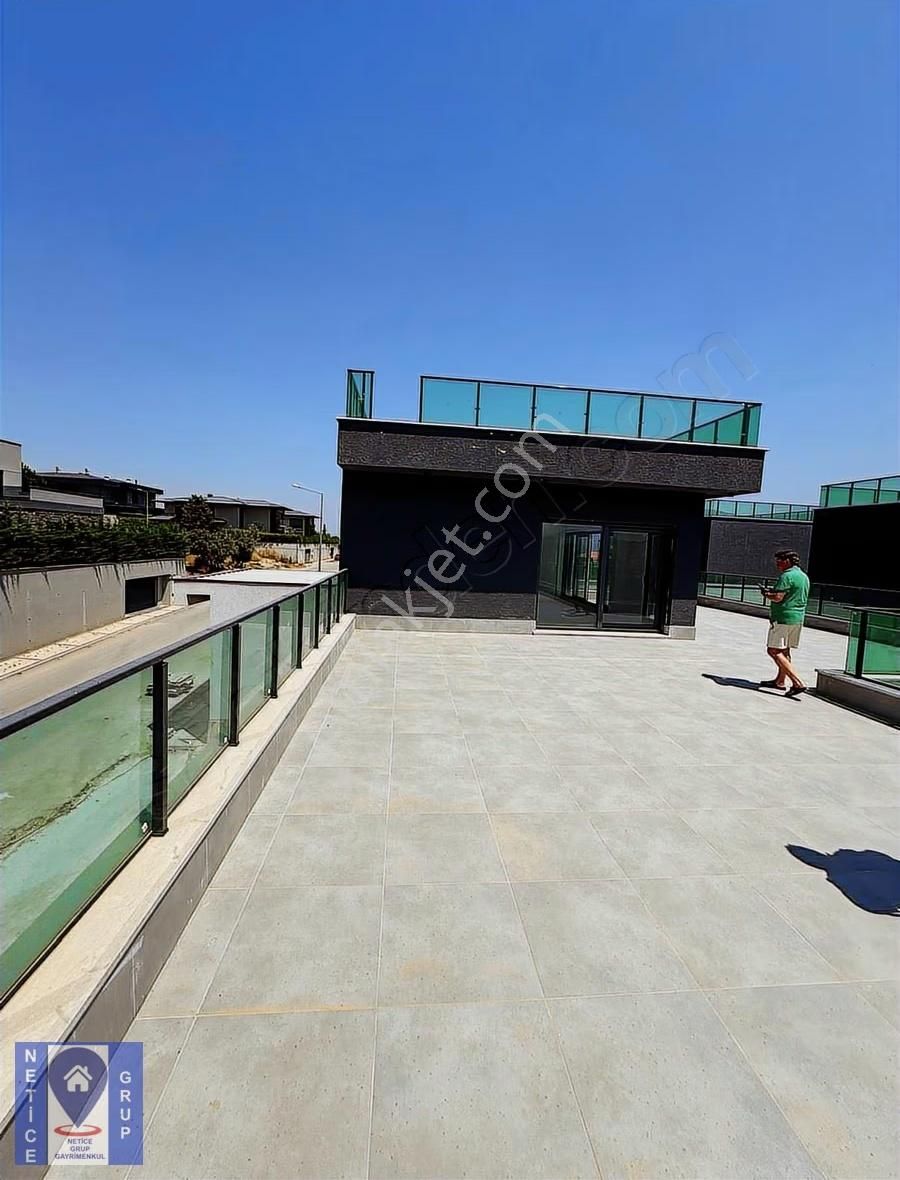 Gümüştepe Süper Köşe 430m2 6+1 Oda Havuz+ 5.araç Kapalı Otopark - Görsel 14