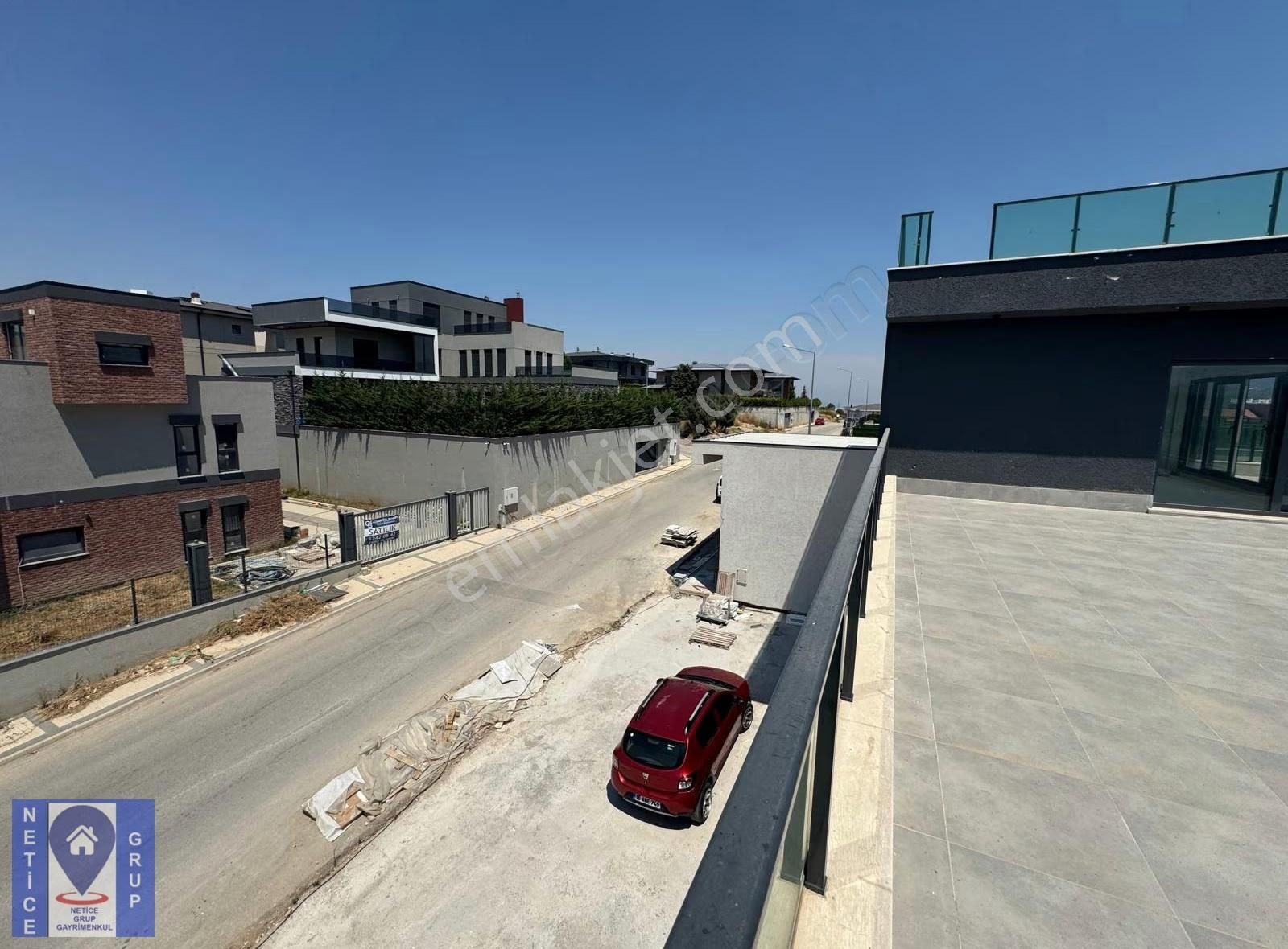 Gümüştepe Süper Köşe 430m2 6+1 Oda Havuz+ 5.araç Kapalı Otopark - Görsel 19