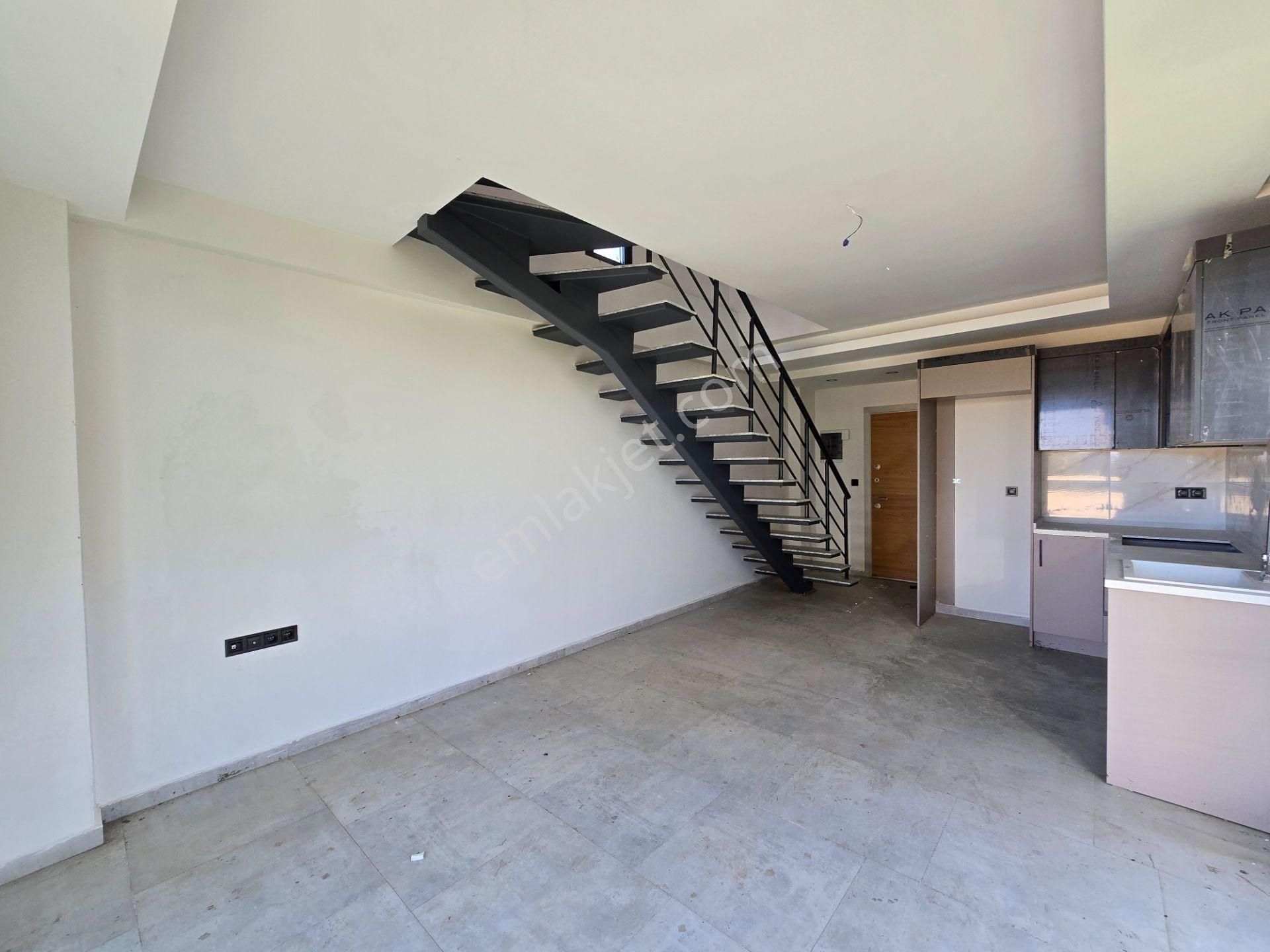 Kuşadası Davutlar Satılık 2+1 Manzaralı Site İçi Müstakil Villa - Görsel 7