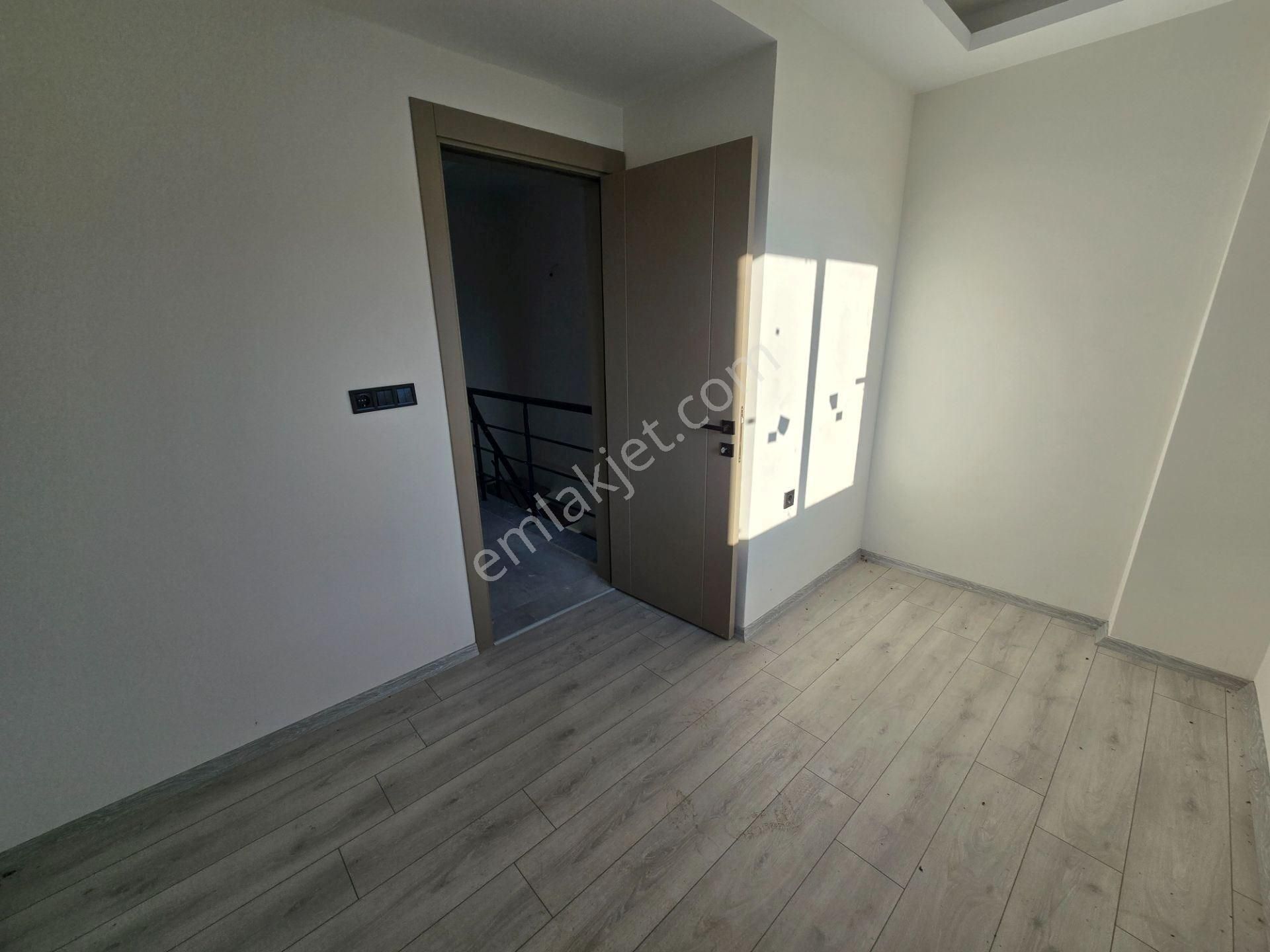 Kuşadası Davutlar Satılık 2+1 Manzaralı Site İçi Müstakil Villa - Görsel 21