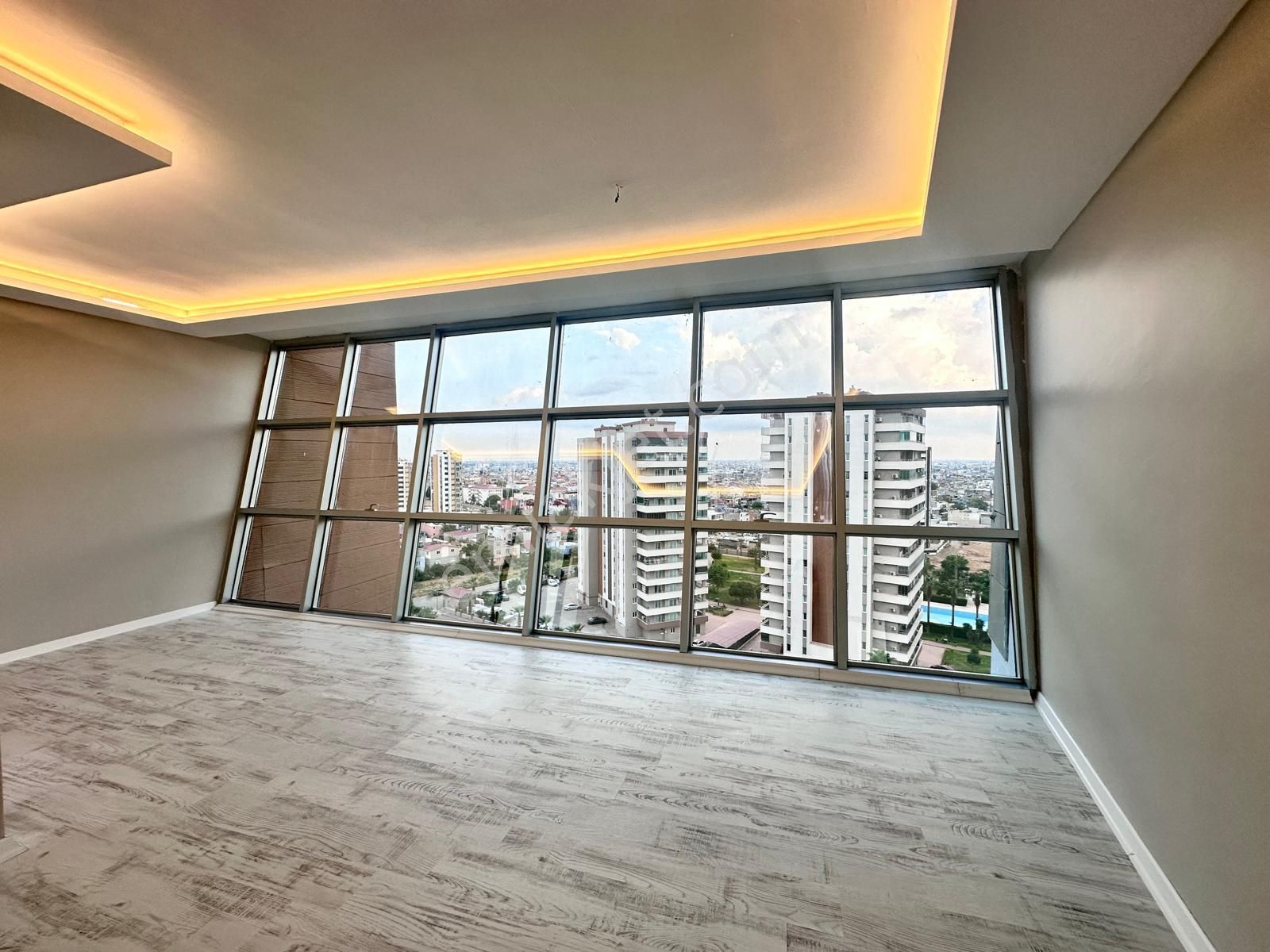 Kıyı Boyu Aydınlar'da Sosyal Aktiviteli Site İçi 7/24 Özel Güvenlikli Fuul+fuul Dublex Daire - Görsel 8
