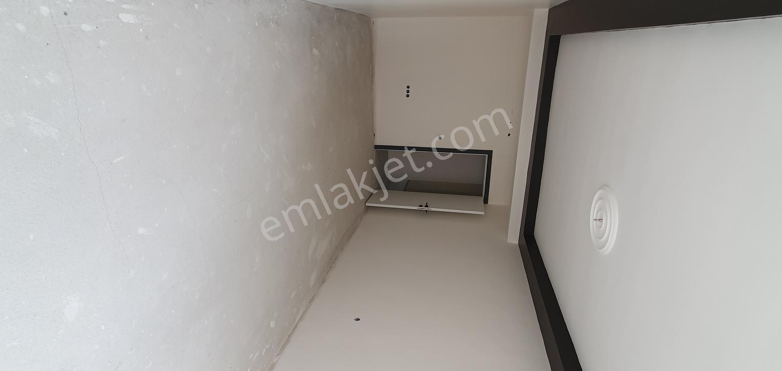 Sakarya Cad. Dibinde Sıfır 3+1 Lüks, Geniş, Balkonlu Ve Garajlı - Görsel 10