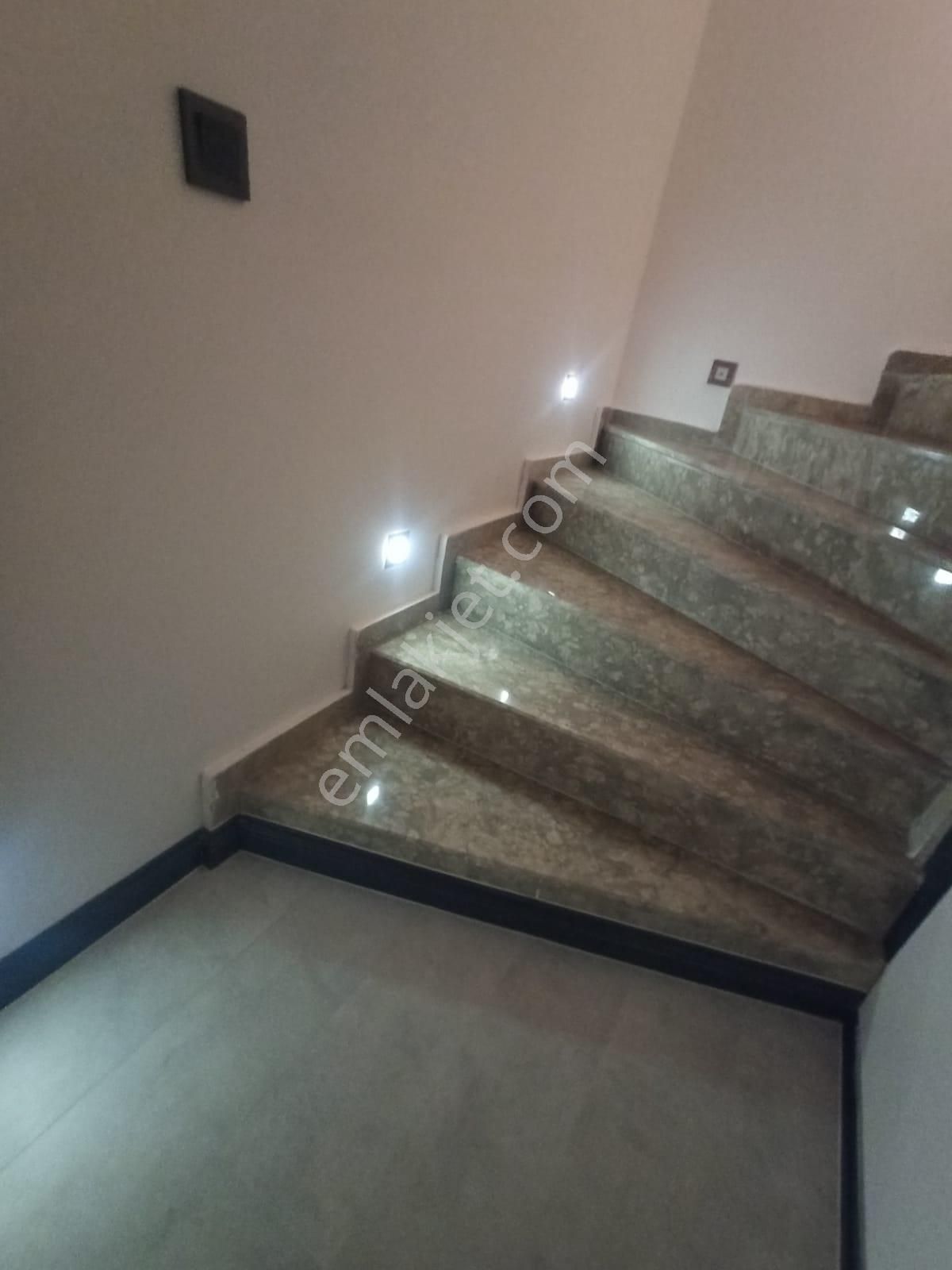 Rw Nefes'ten Gömeç Sahile Yürüyüş Mesafesinde 3+1 Önü Açık Villa - Görsel 17