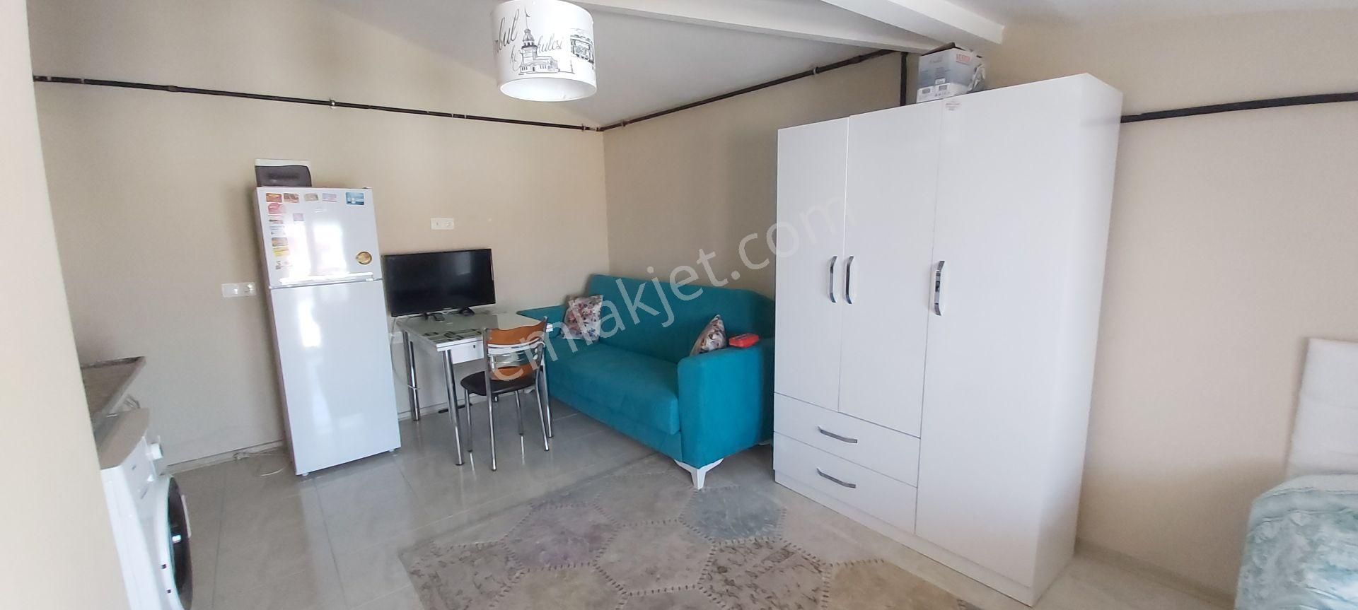 Ender Uysal Gayrimenkulden Asmalıevler De Kiralık Asansörlü Balkonlu Çatı Katı 1+0 Apart... - Görsel 3